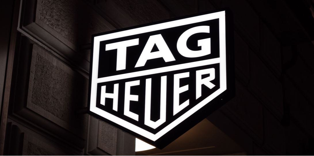 TAG Heuer: Memburu Waktu dengan Gaya yang Memukau