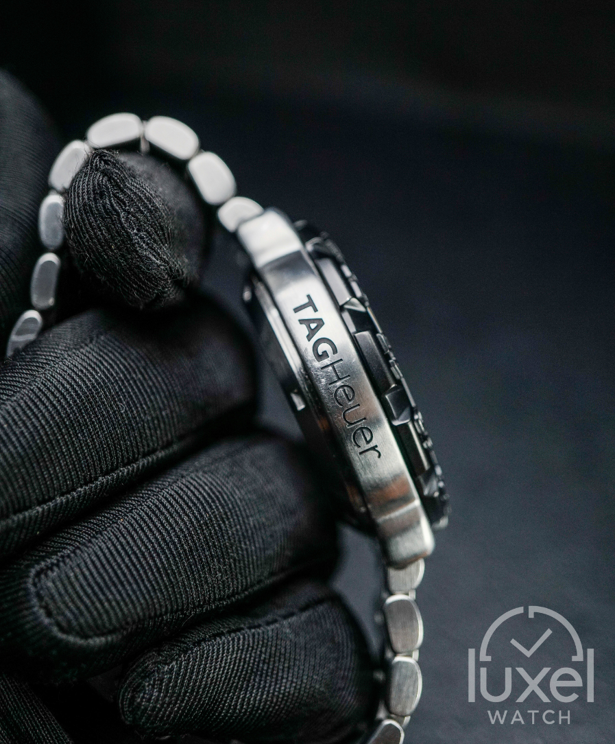 Formula 1 Chronograph Black Dial Steel Bracelet