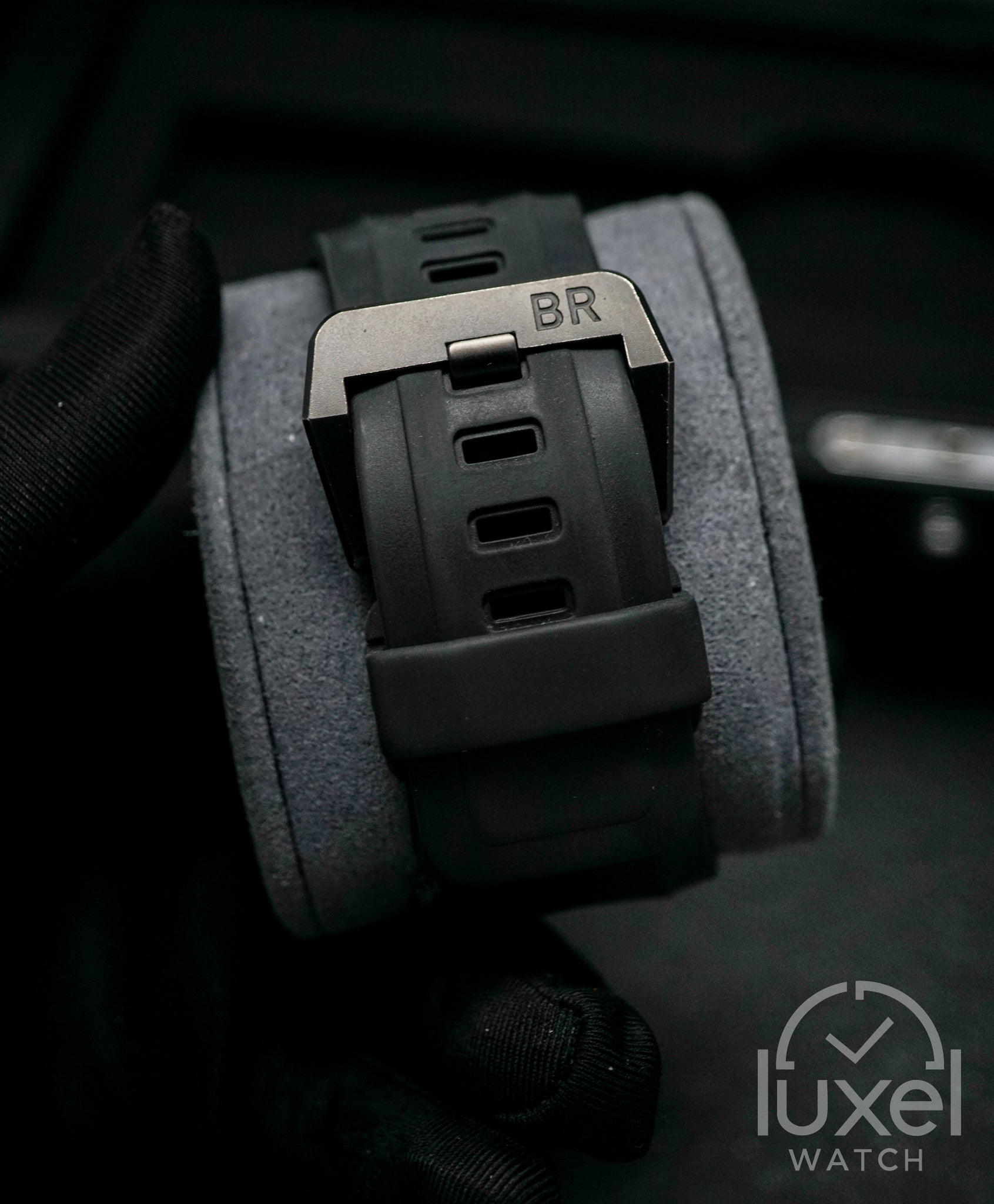 BR 03-92 Black Matte BR0392-BL-CE