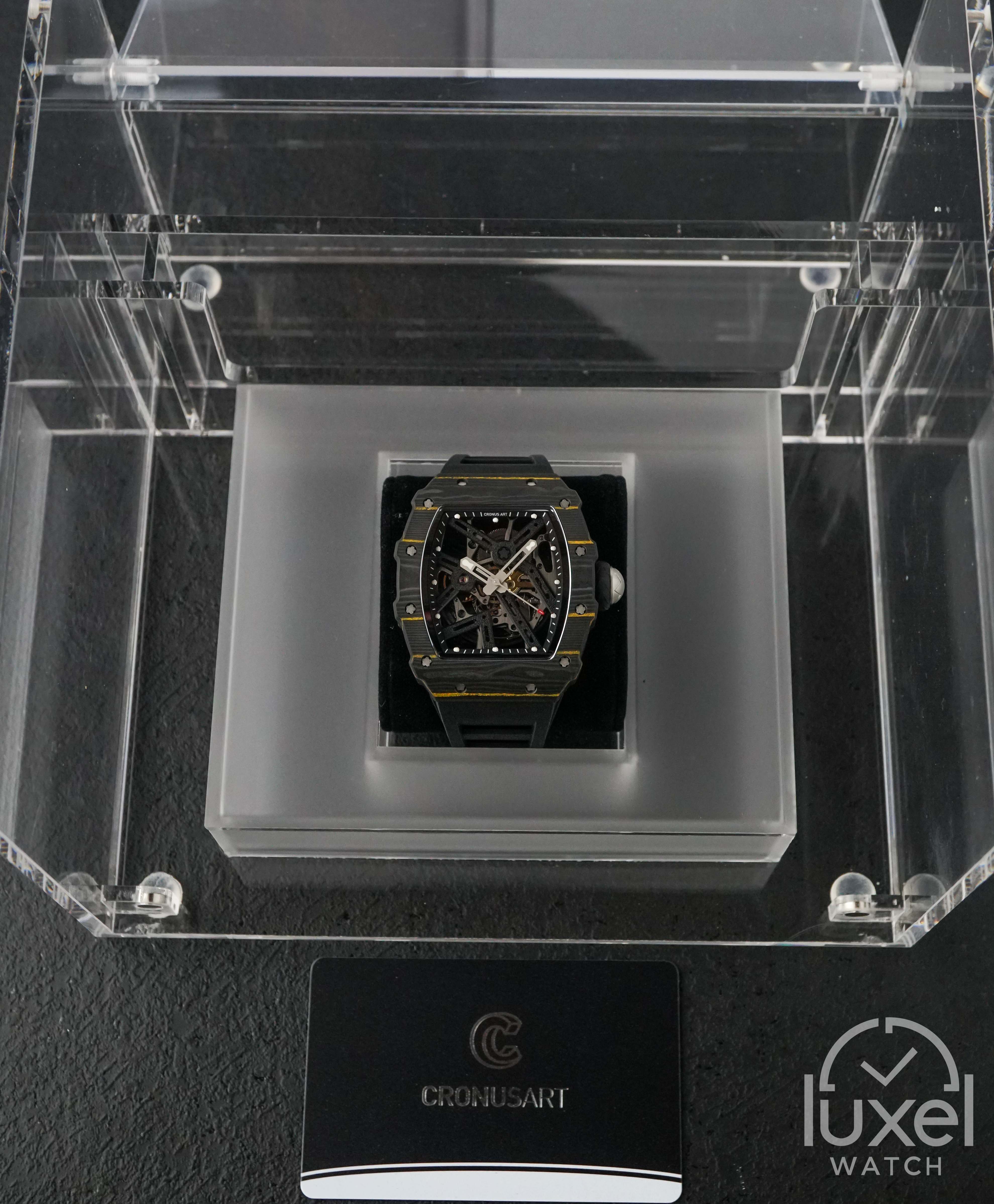 cronus art NTPT Carbon Fiber Silverstone Circuit All Black 50mm x 44mm NTPT Carbon Fiber Case CM002-12C