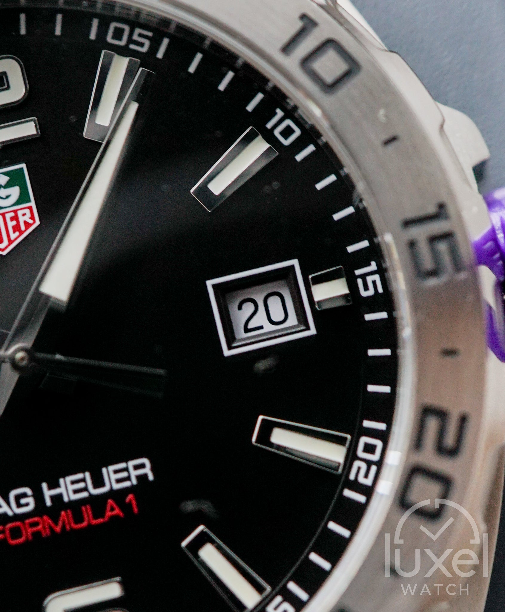 Formula 1 Date Black Dial Steel Bracelet 41 mm Steel WAZ1112.BA0875