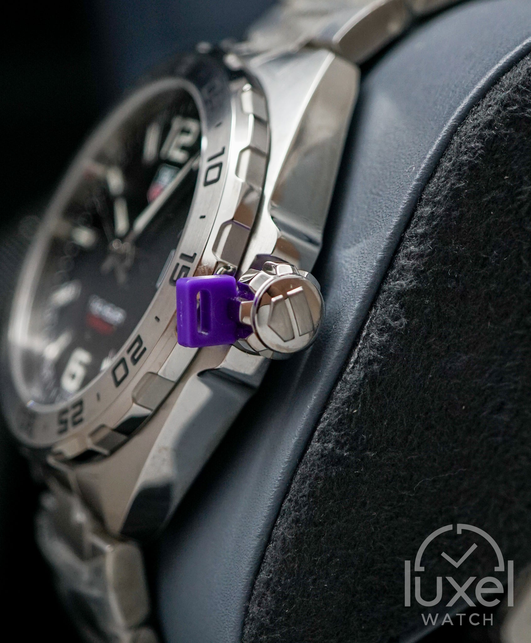 Formula 1 Date Black Dial Steel Bracelet 41 mm Steel WAZ1112.BA0875