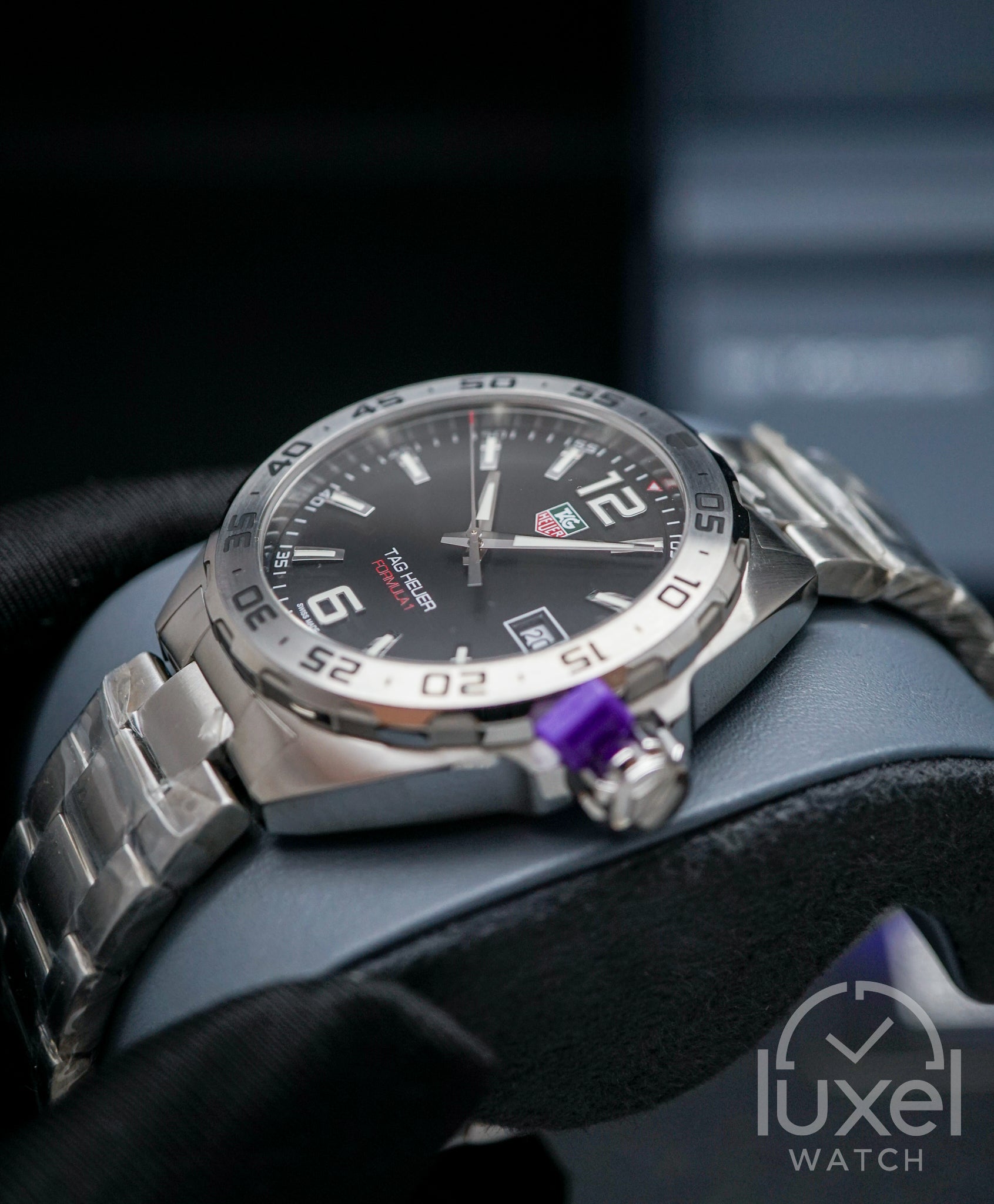 Formula 1 Date Black Dial Steel Bracelet 41 mm Steel WAZ1112.BA0875