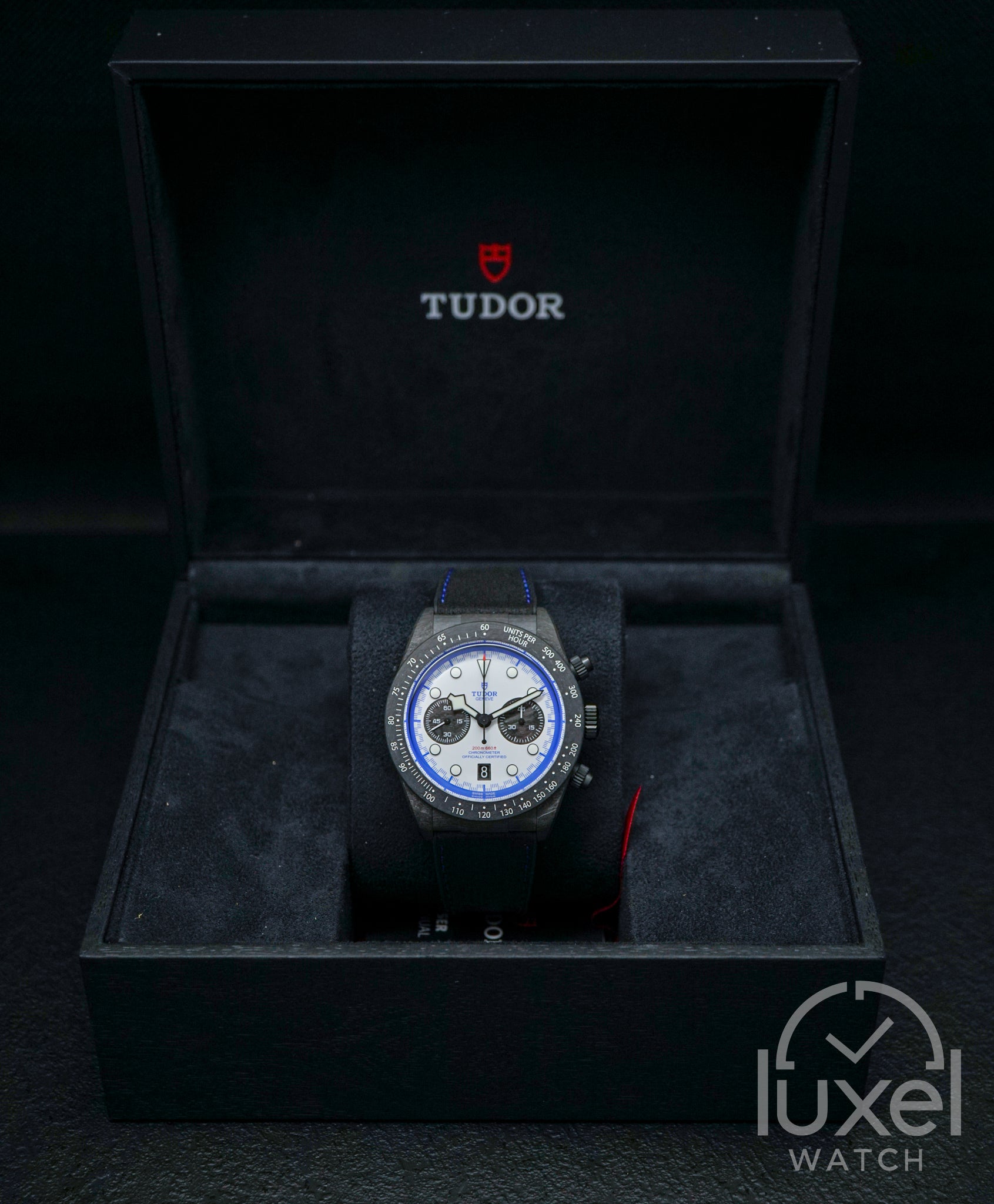 Black Bay Chrono “Carbon 25” White Racing Dial 42 mm Carbon Fibre Case M79377KN-0001