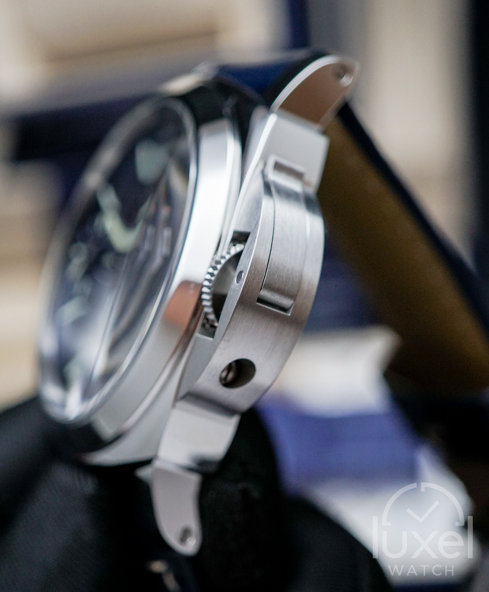 Blu Mare With Blue Dial Leather Strap + Extra Blue Rubber Strap PAM1085