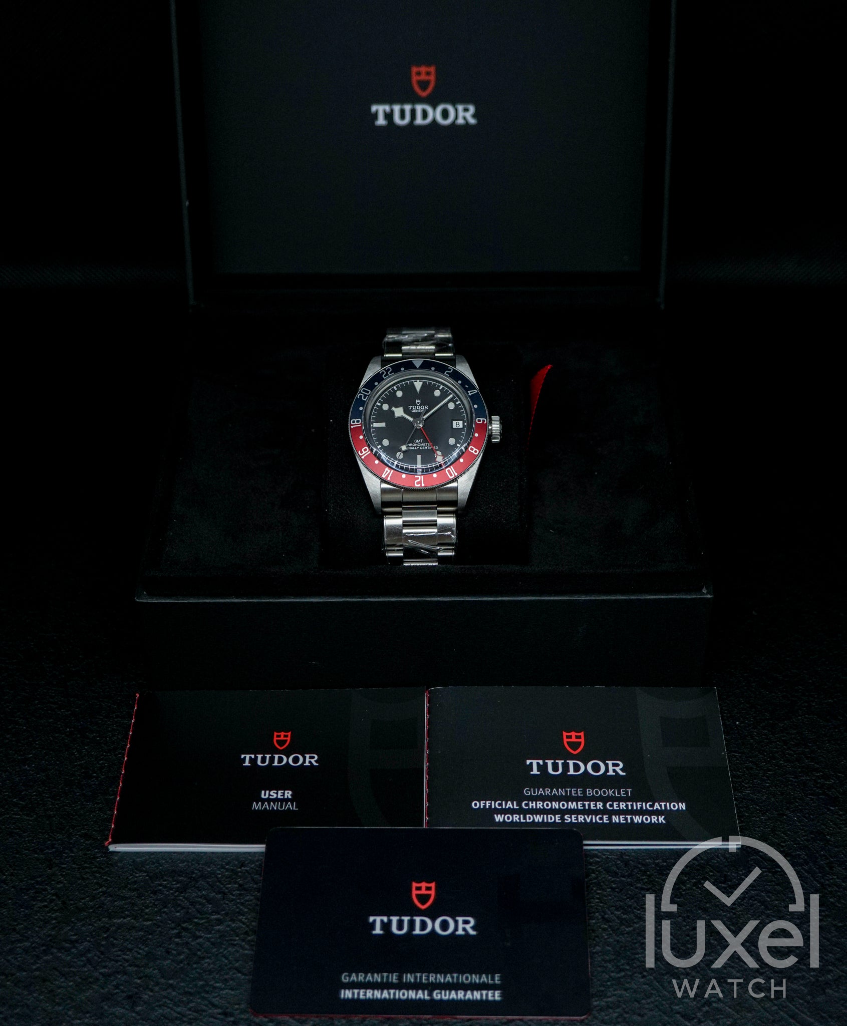 Black Bay GMT Pepsi 41mm Black Dial, Steel Bracelet M79830RB-0001