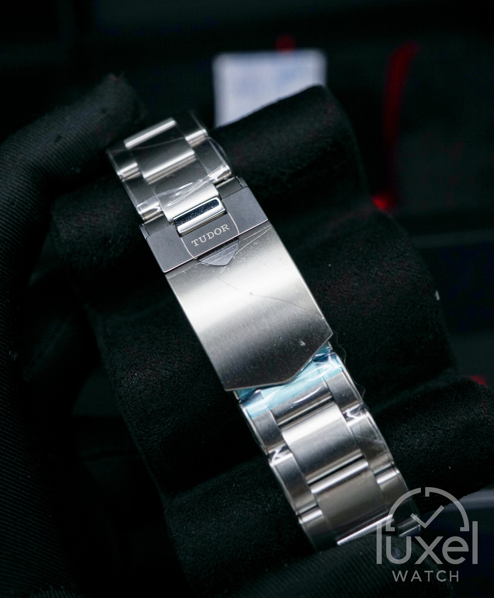 Black Bay GMT Pepsi 41mm Black Dial, Steel Bracelet M79830RB-0001