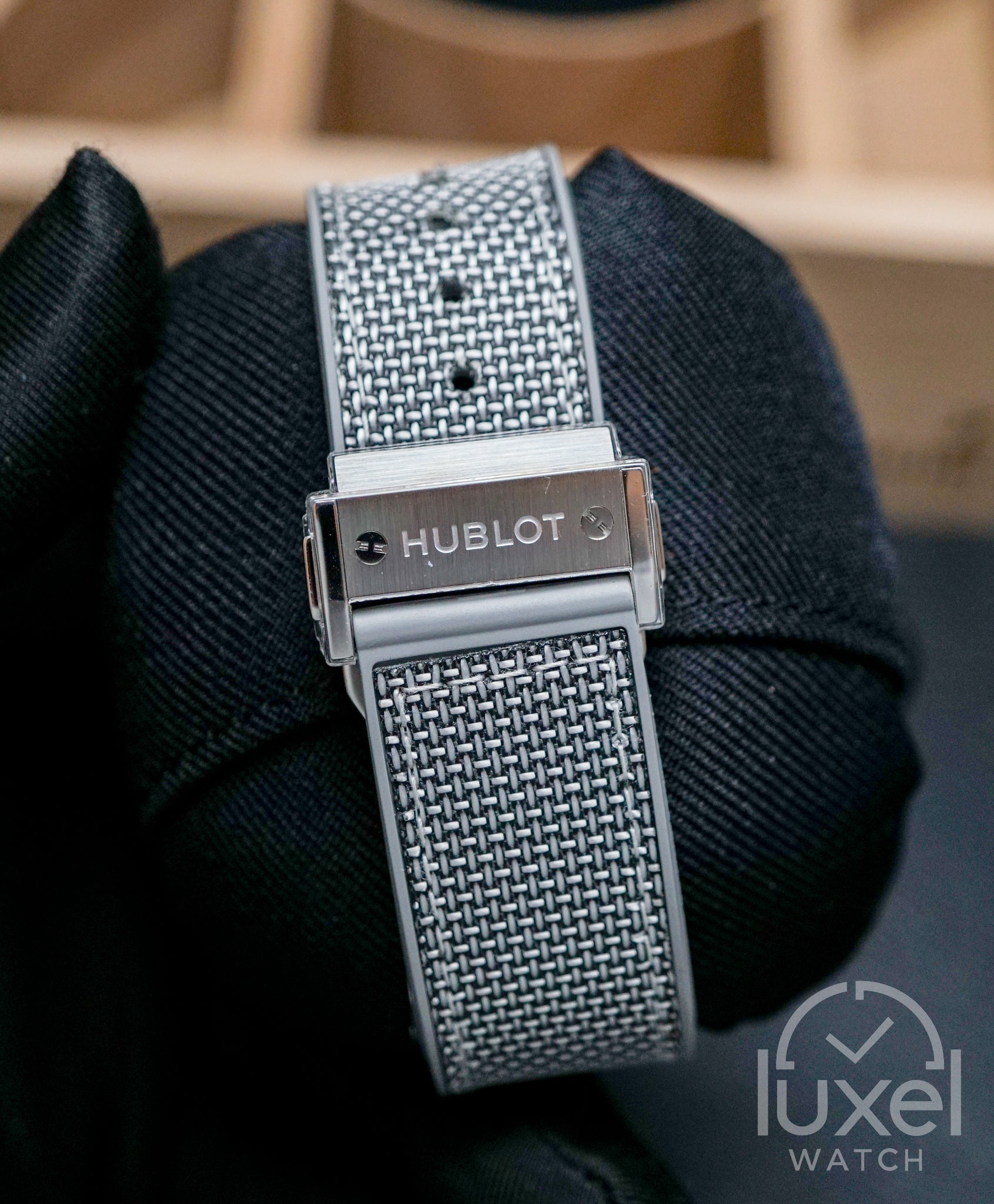 Classic Fusion Essential Grey Titanium Case 542.NX.5610.NR.HEC24