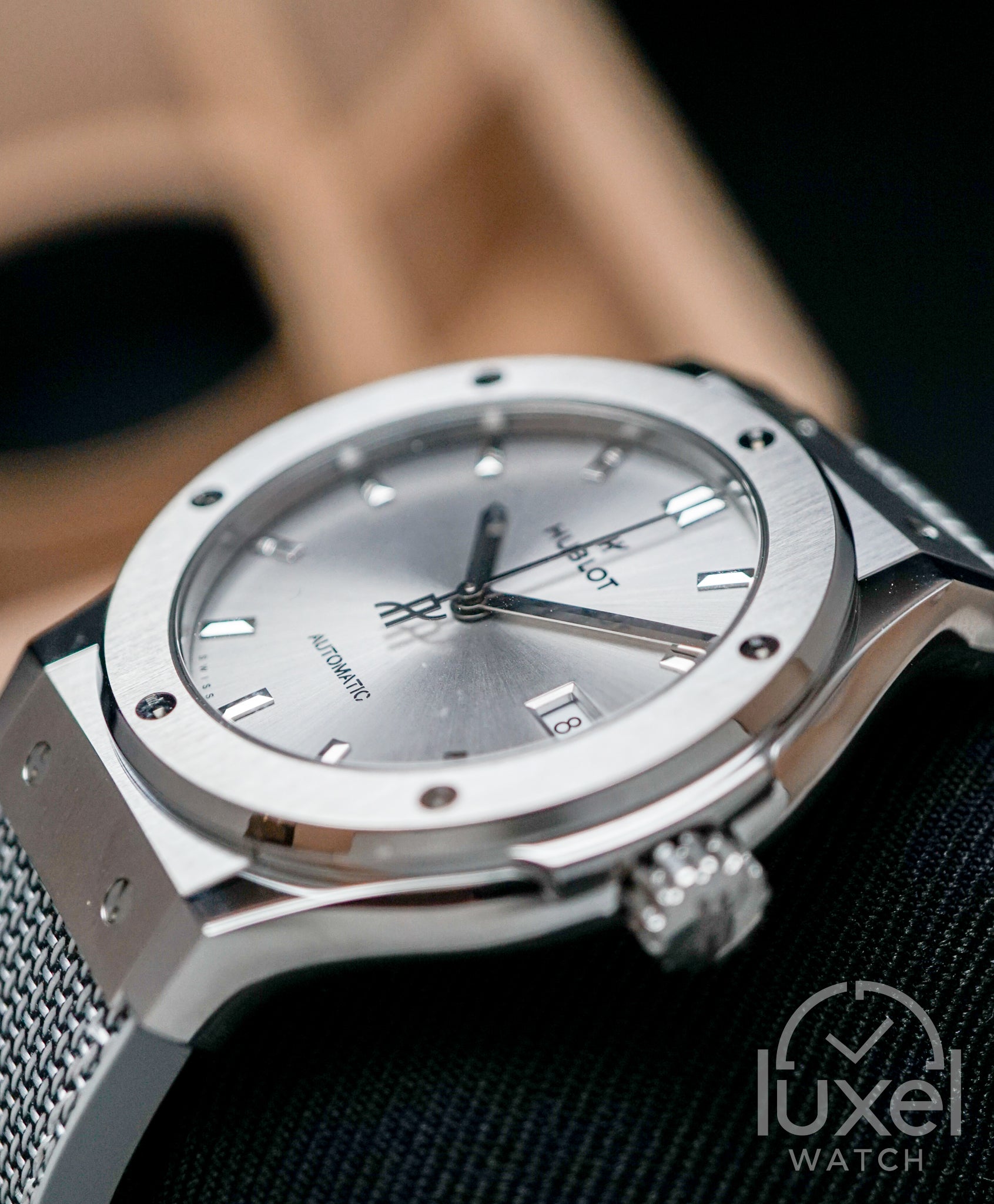 Classic Fusion Essential Grey Titanium Case 542.NX.5610.NR.HEC24