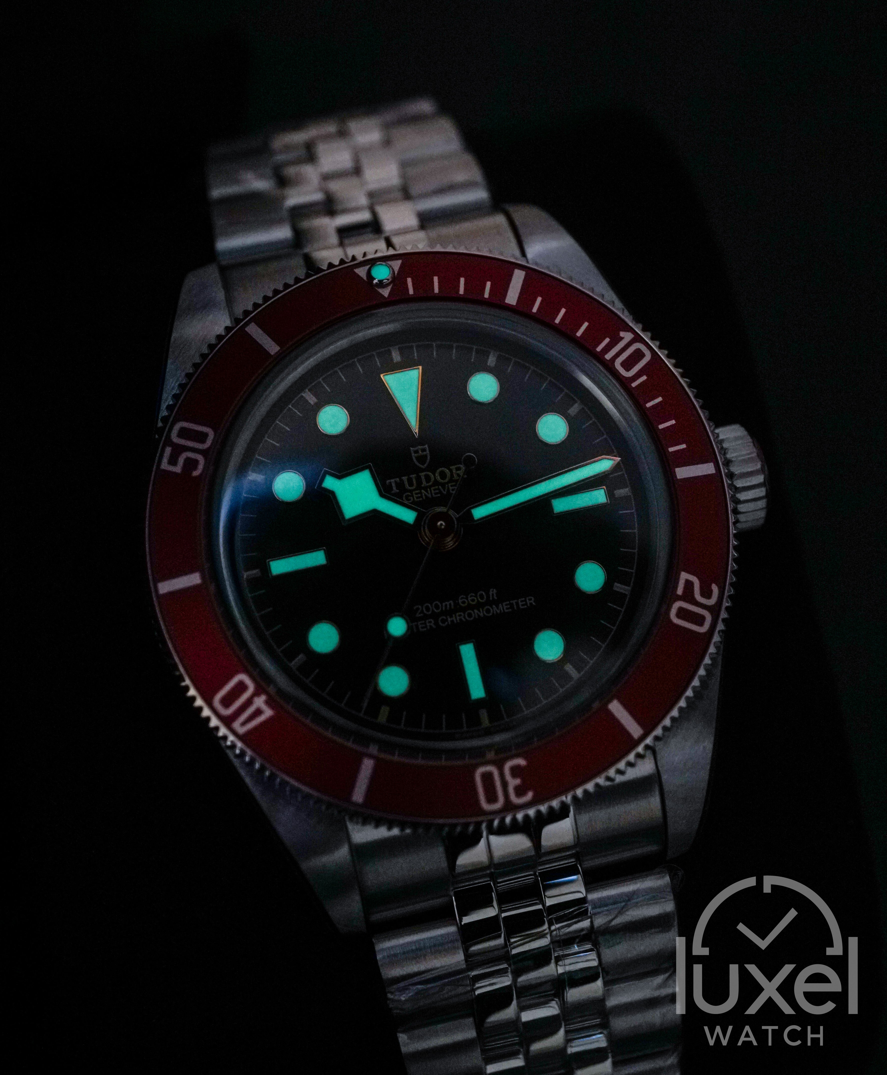 Black Bay 41  Black Domed Dial With Red Bezel Jubilee Bracelet M7941A1A0RU-0003