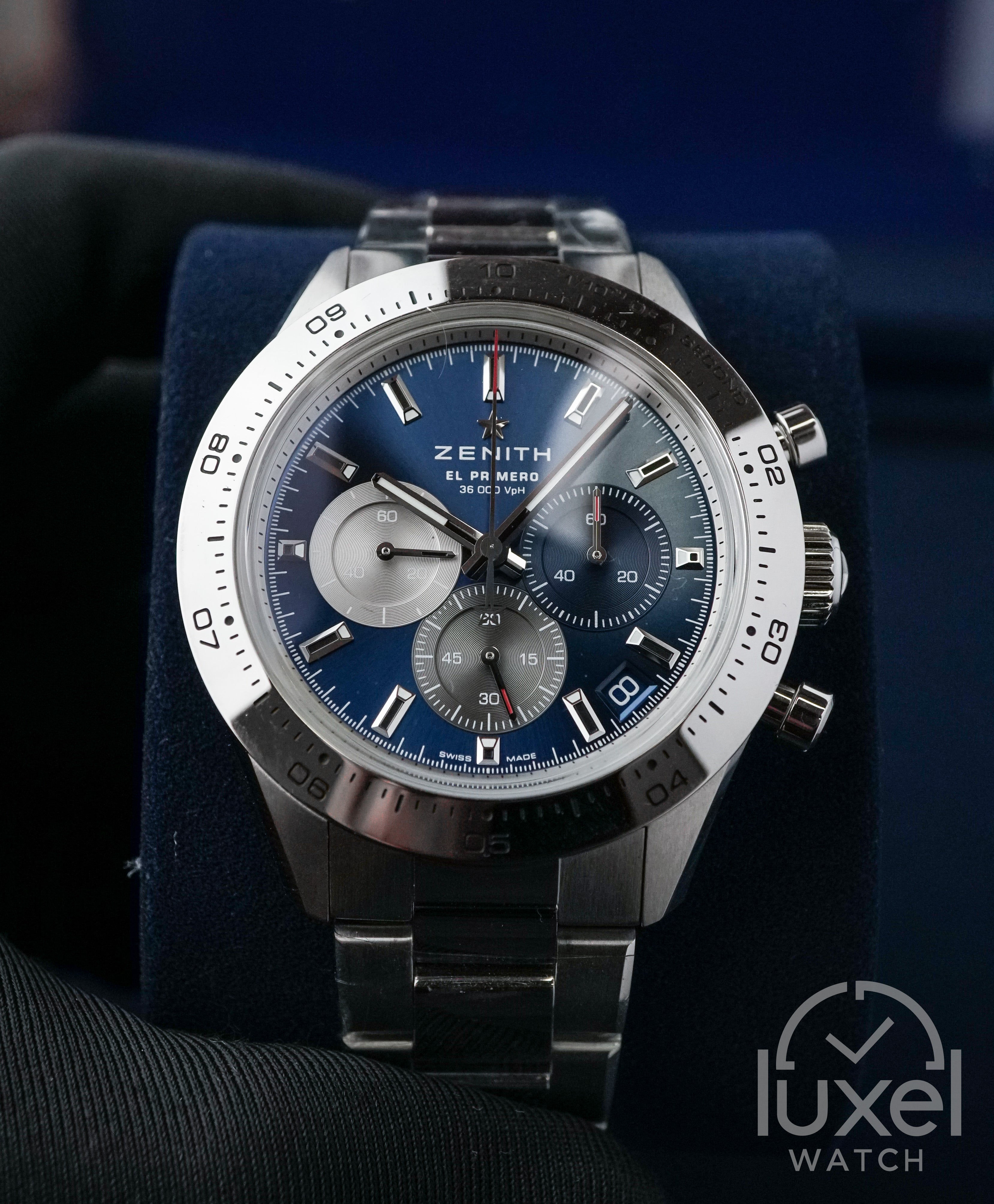 Chronomaster Sport with blue sunray dial steel bracelet 03.3114.3600/51.M3100