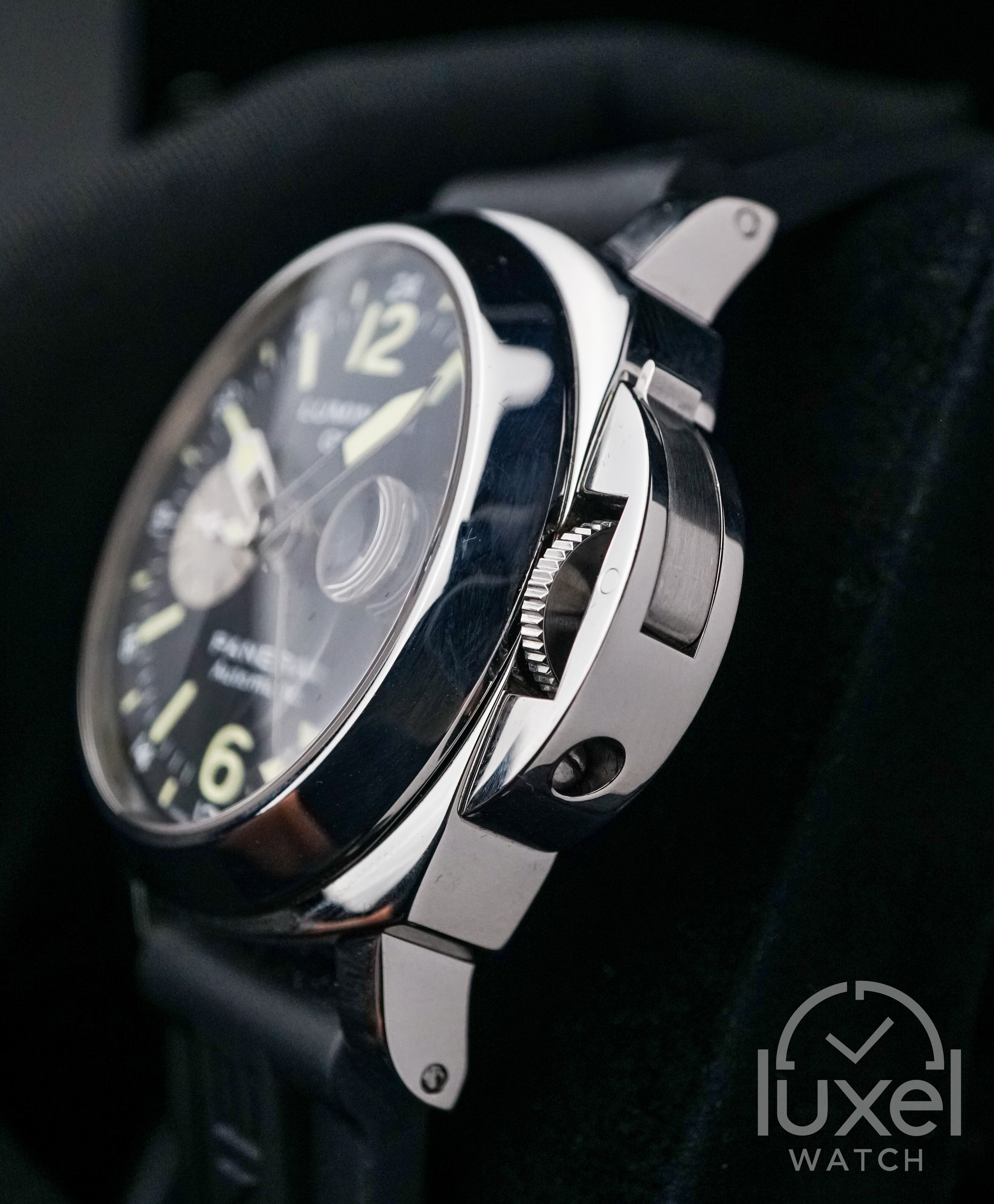 Luminor GMT Automatic Black Dial Leather + Extra Rubber Strap PAM00088