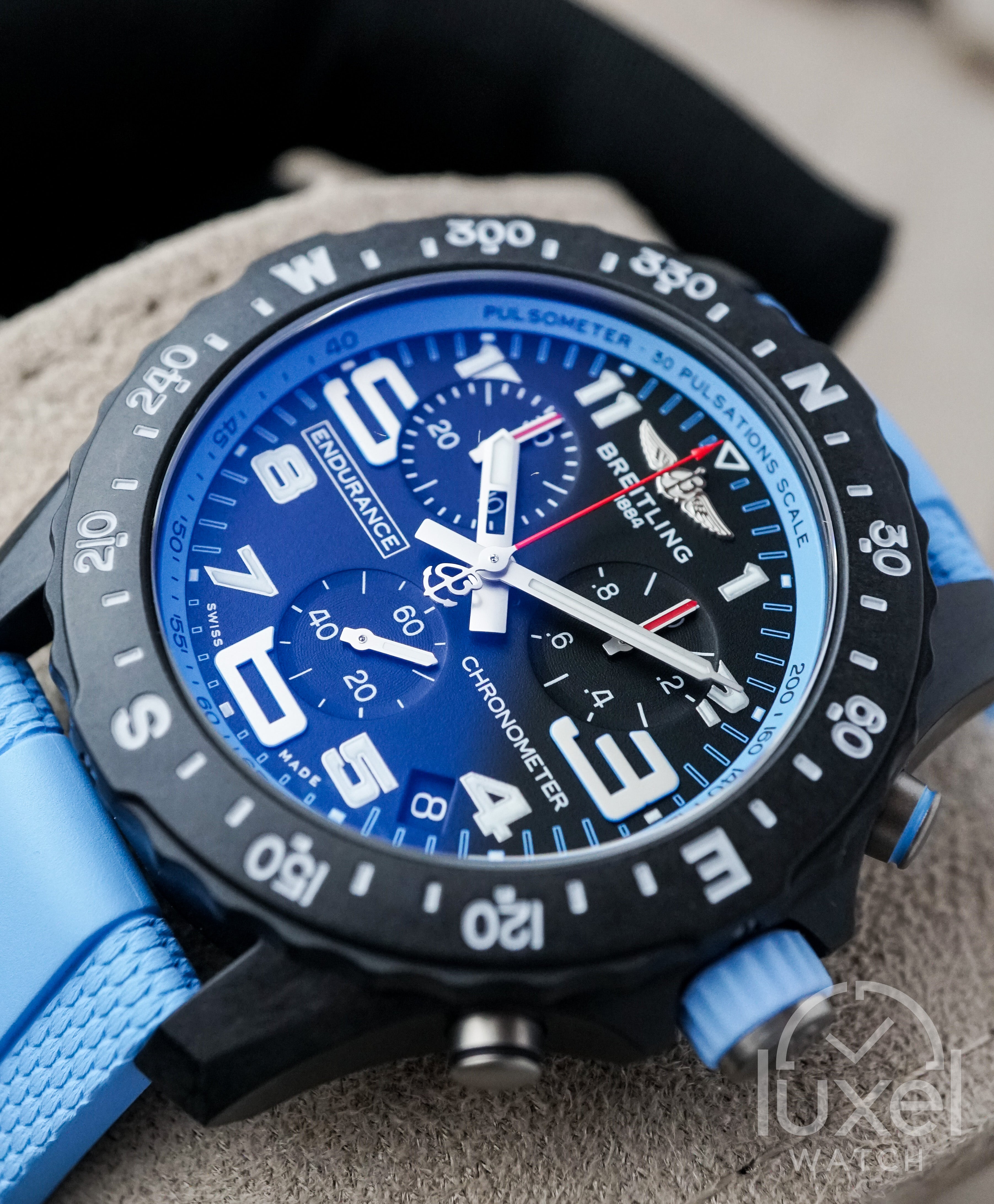 Endurance Pro Breitlight With Blue Rubber Strap X82310281B1S2