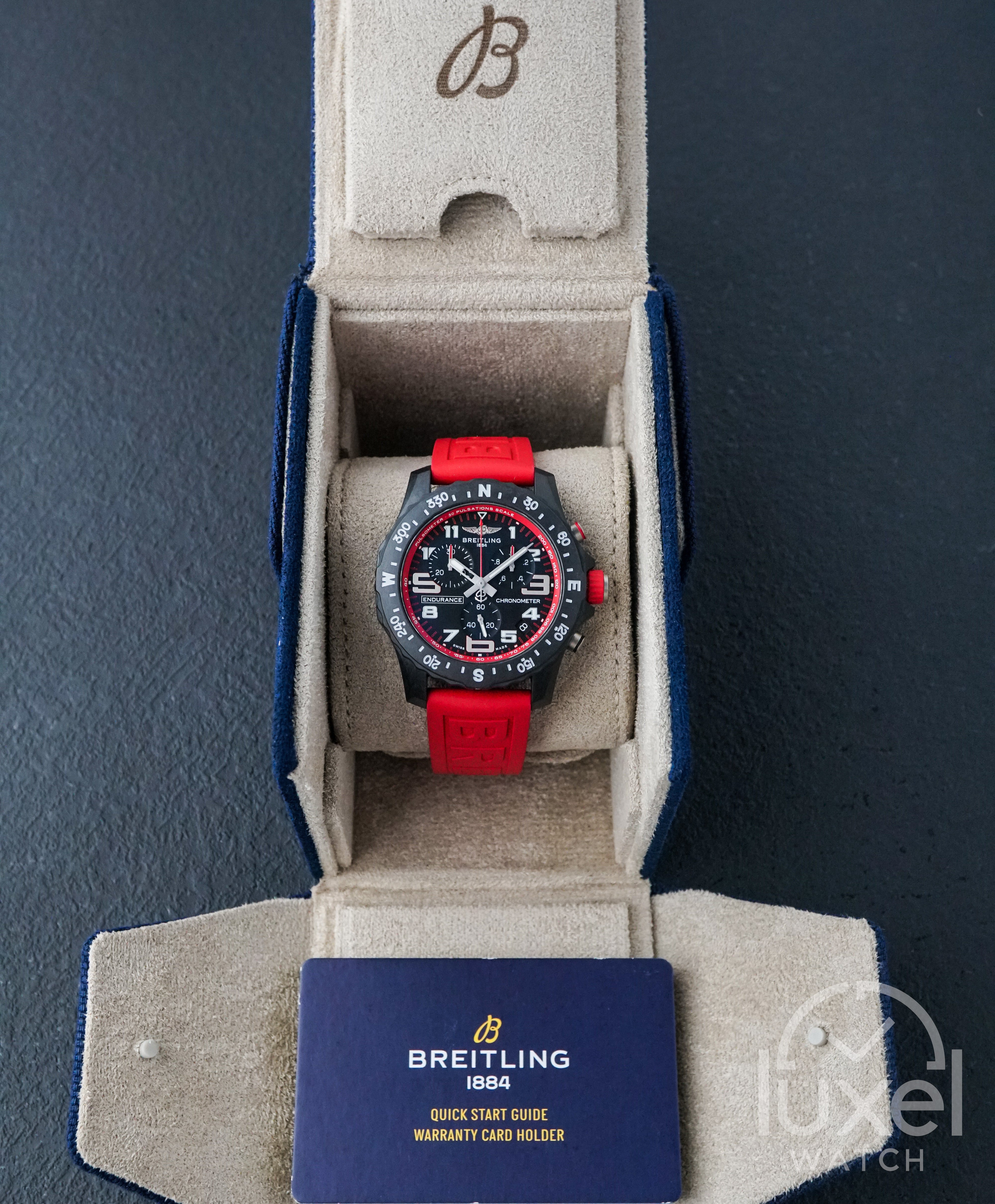 Endurance Pro Breitlight With Red Rubber Strap X82310D91B1S1