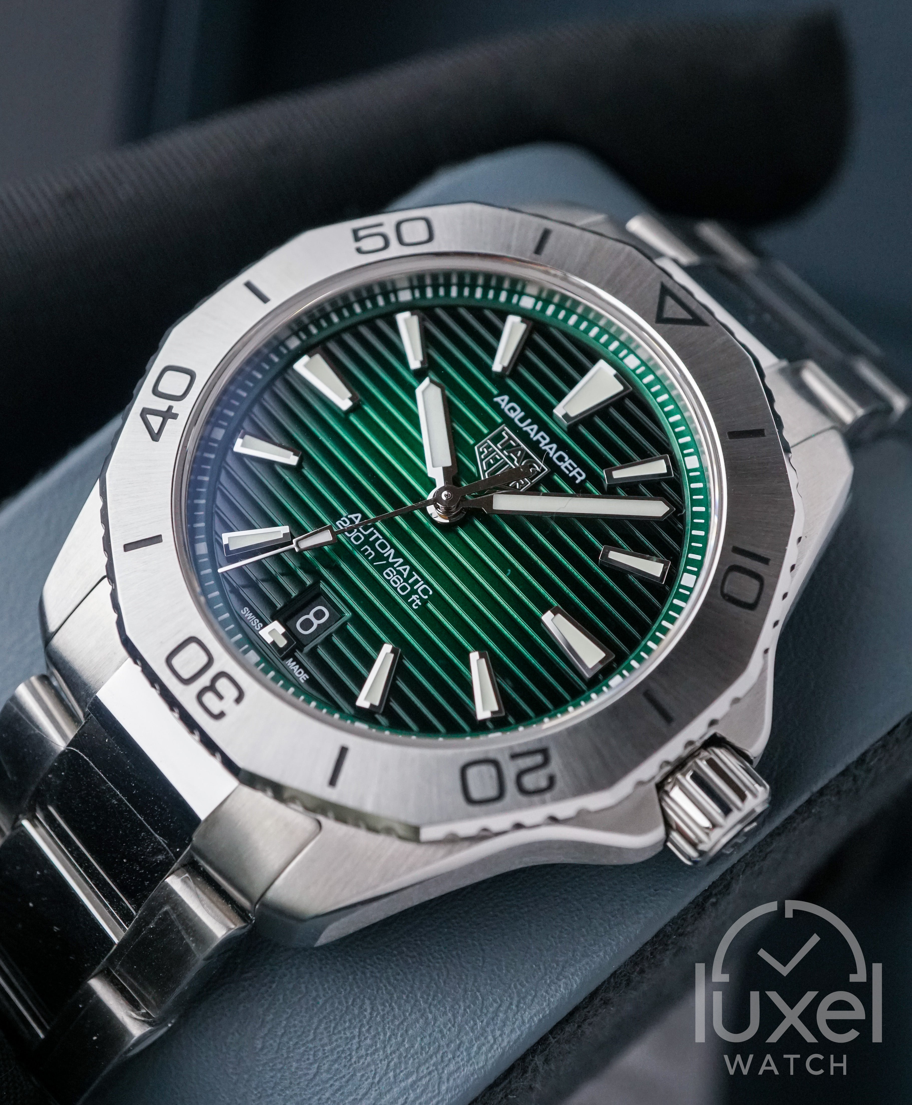 Aquaracer Professional 200 Date Green Dial With Stainless Steel Bracelet WBP2115.BA0627