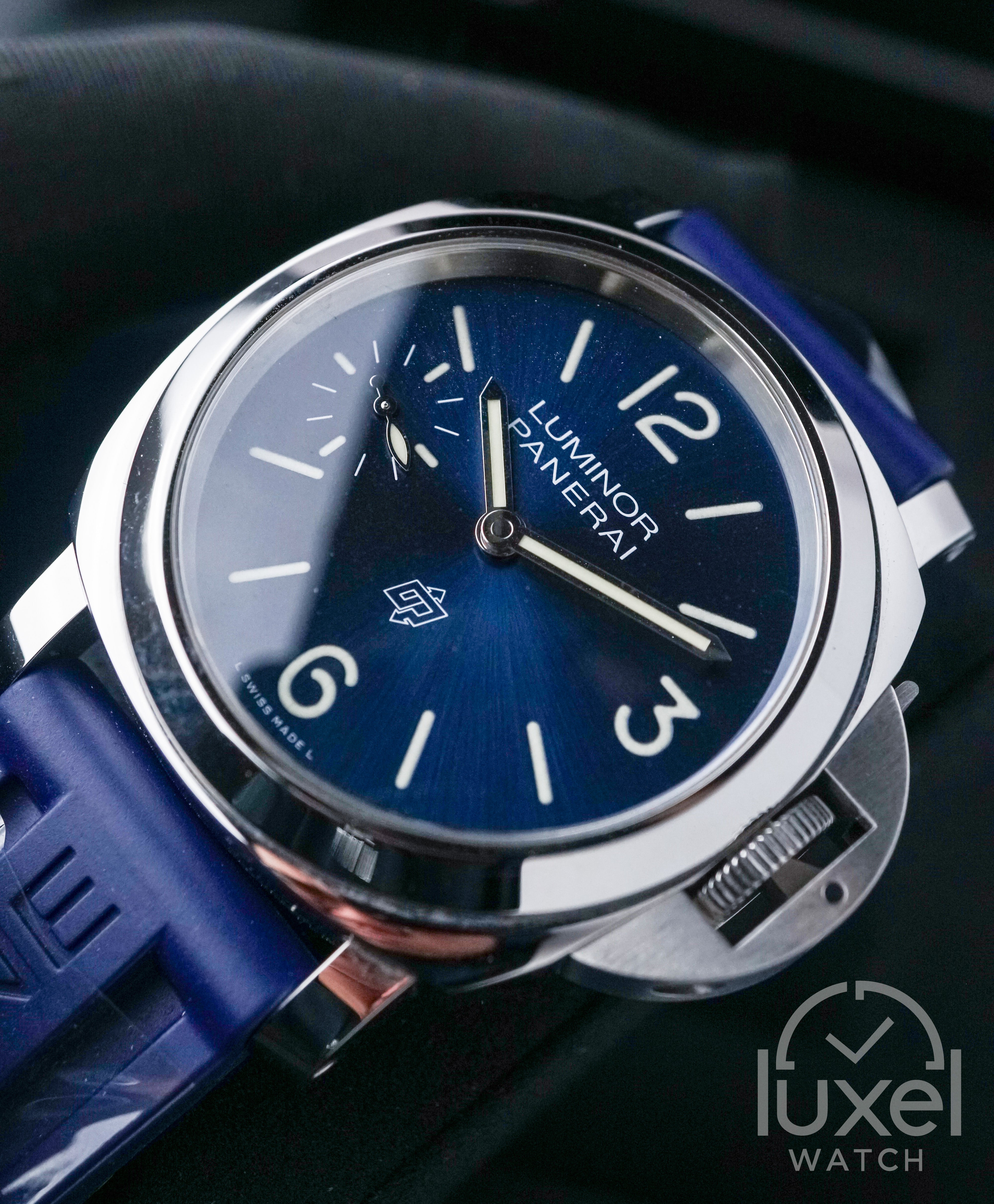 Blu Mare With Blue Dial Leather Strap + Extra Blue Rubber Strap PAM1085