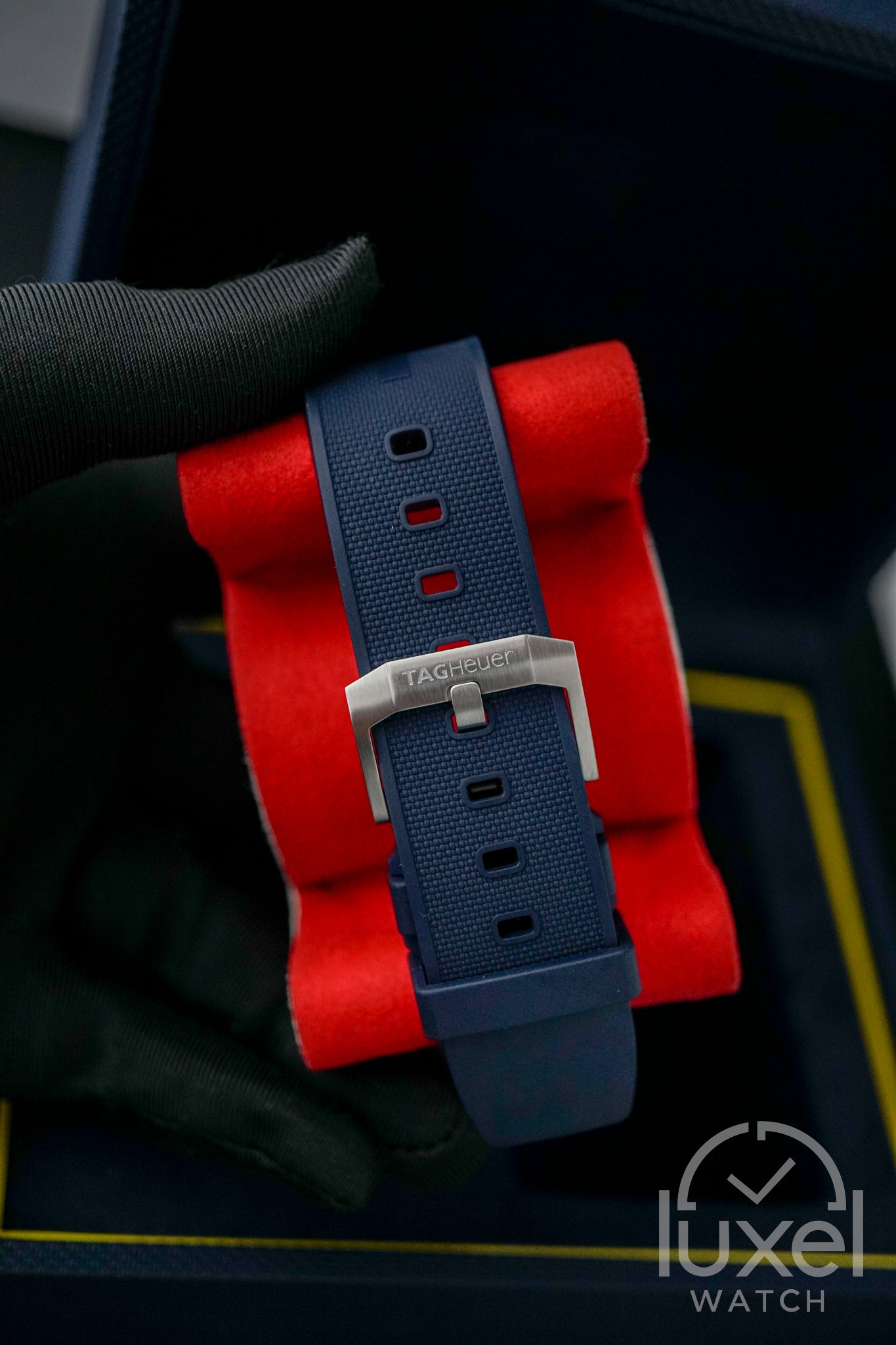 Formula 1 Chronograph X Red Bull Racing 43mm Steel Case with Blue Dial Rubber Strap CAZ101AL.FT8052