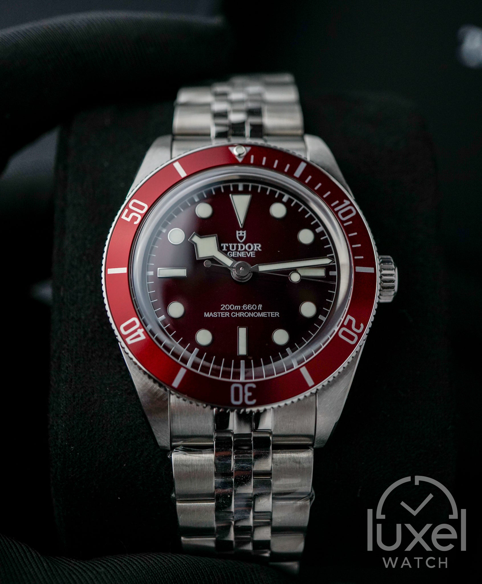 Black Bay 58 Burgundy Dial Jubilee Bracelet M7939A1A0RU-0001