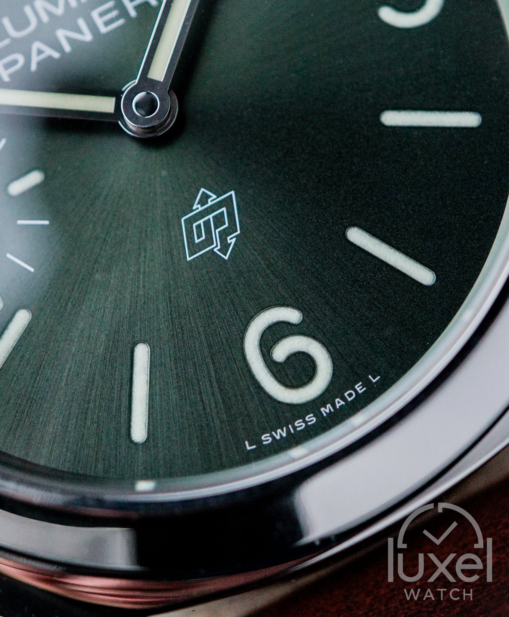 Luminor Logo PAM01624 Green Dial with Brown Leather Strap + Extra Green Rubber Strap