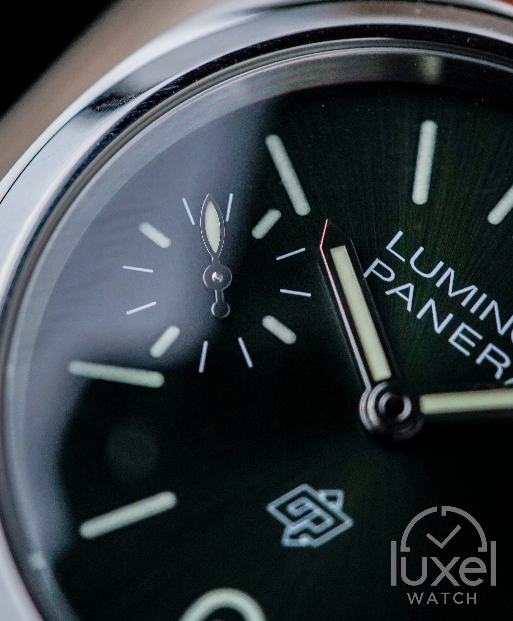 Luminor Logo PAM01624 Green Dial with Brown Leather Strap + Extra Green Rubber Strap