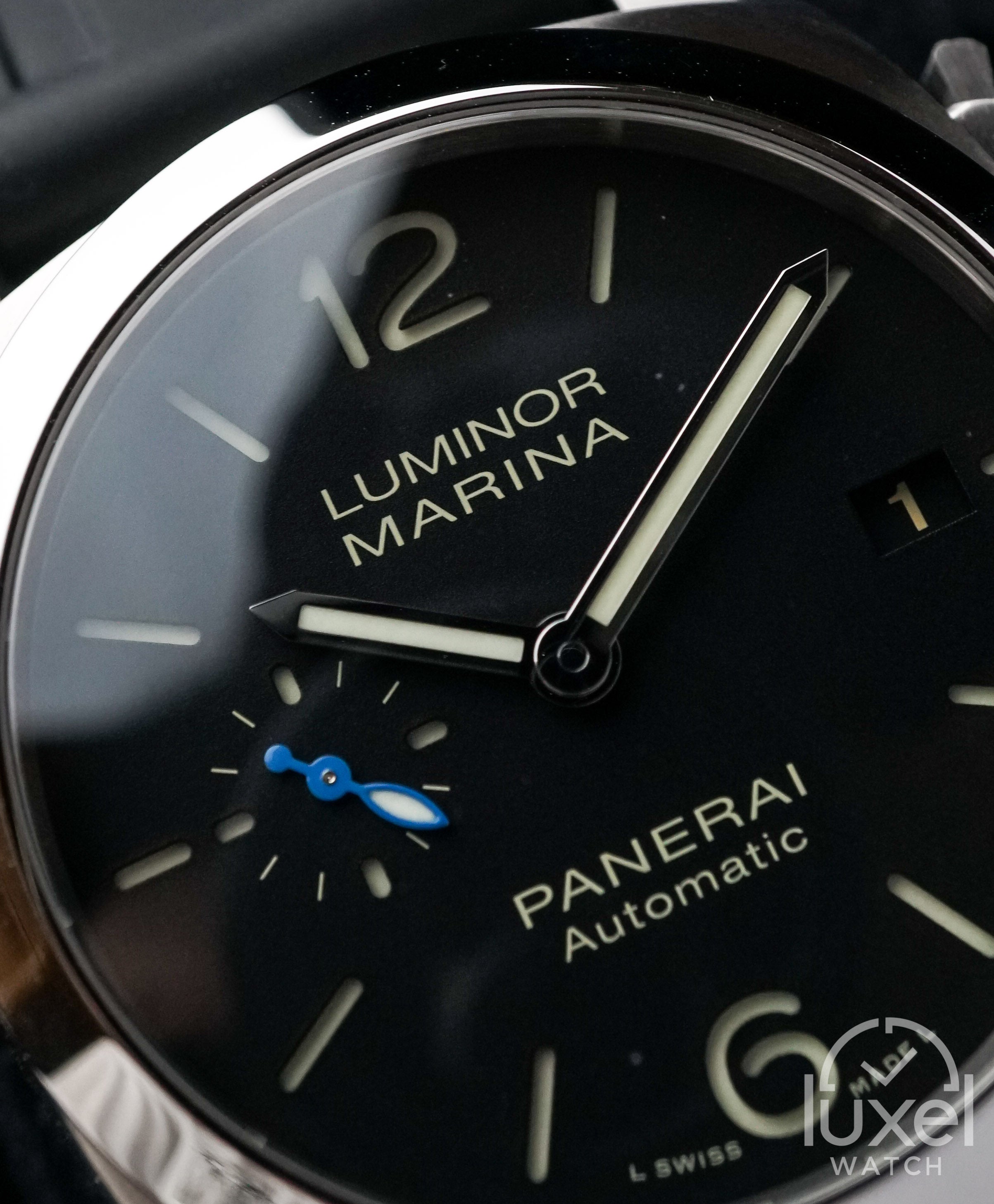 panerai Luminor Quaranta With Black Dial Rubber Strap PAM1372