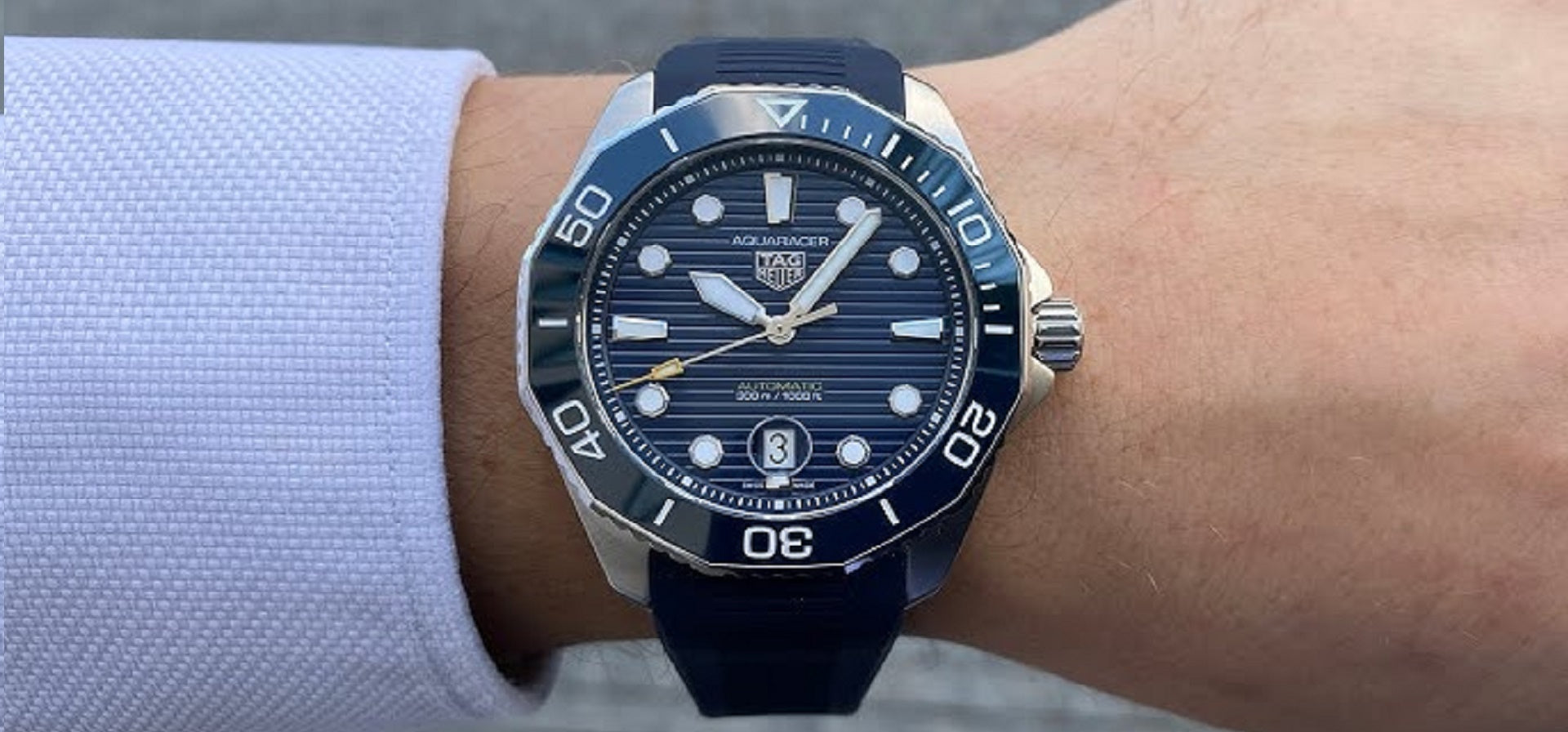 TAG Heuer Aquaracer Professional 300 Blue Dial Rubber Strap