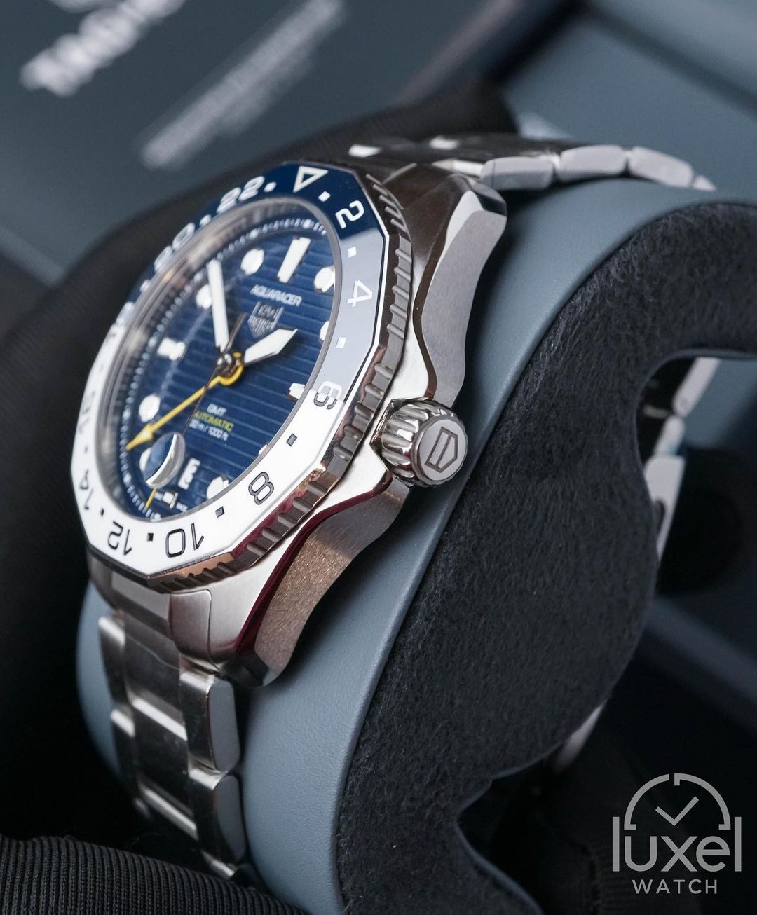 tag heuer Aquaracer Professional 300 GMT With Blue Dial Steel Bracelet WBP2010