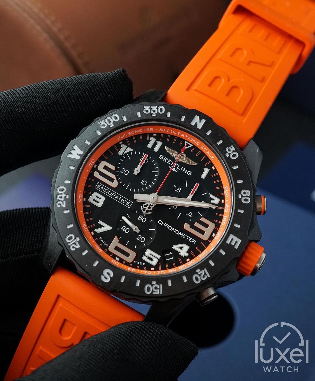 Breitling Endurance Pro Breitlight With Orange Rubber Strap X8a2310A51B1S1