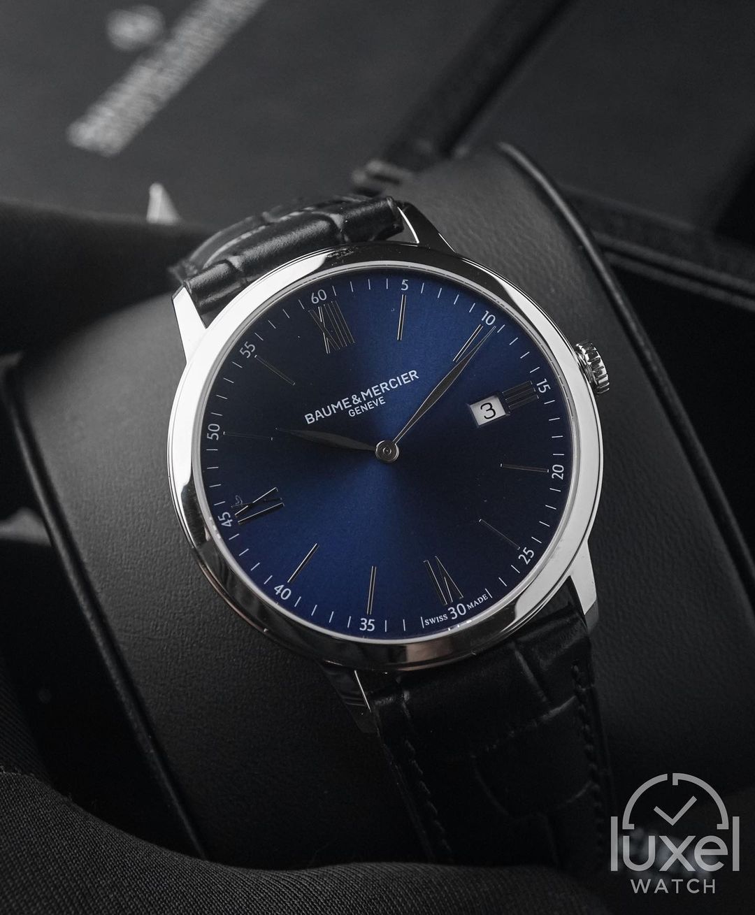 baume mercier Classima With Sunray Blue Dial Leather Strap 10324