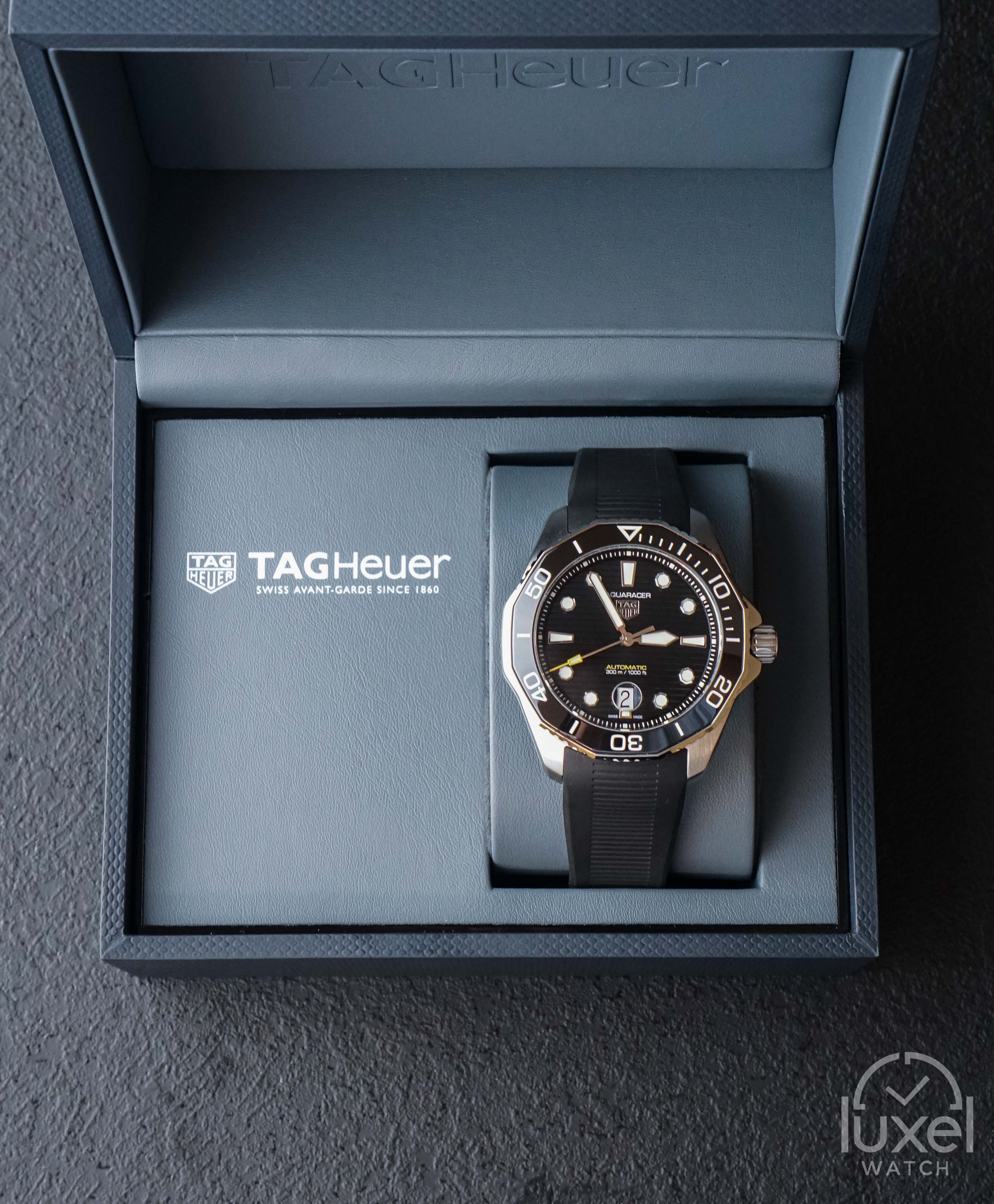 tag heuer Aquaracer Professional 300 With Black Dial Rubber Strap WBP201A