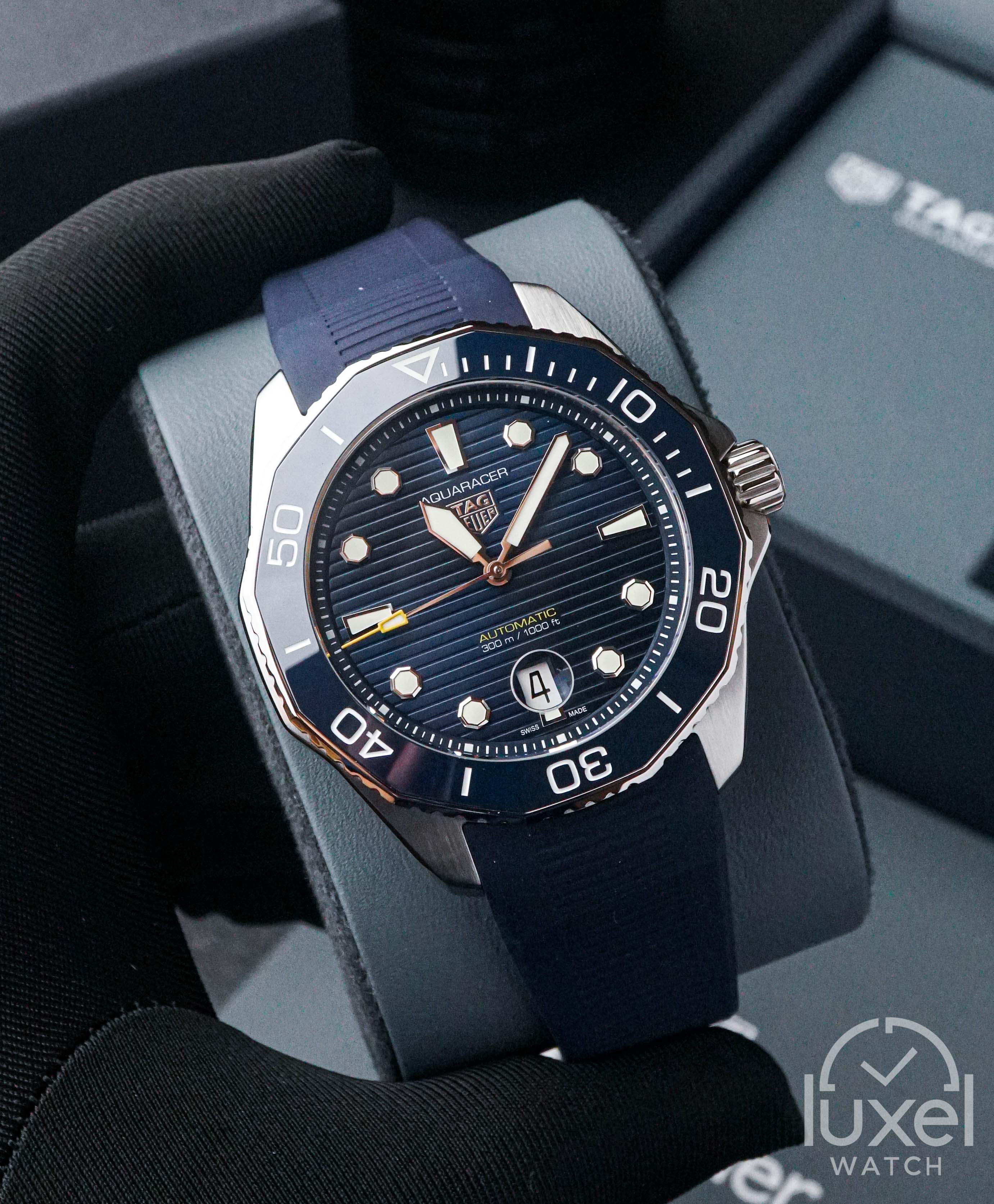 tag heuer Aquaracer Professional 300 With Blue Dial Rubber Strap WBP201B