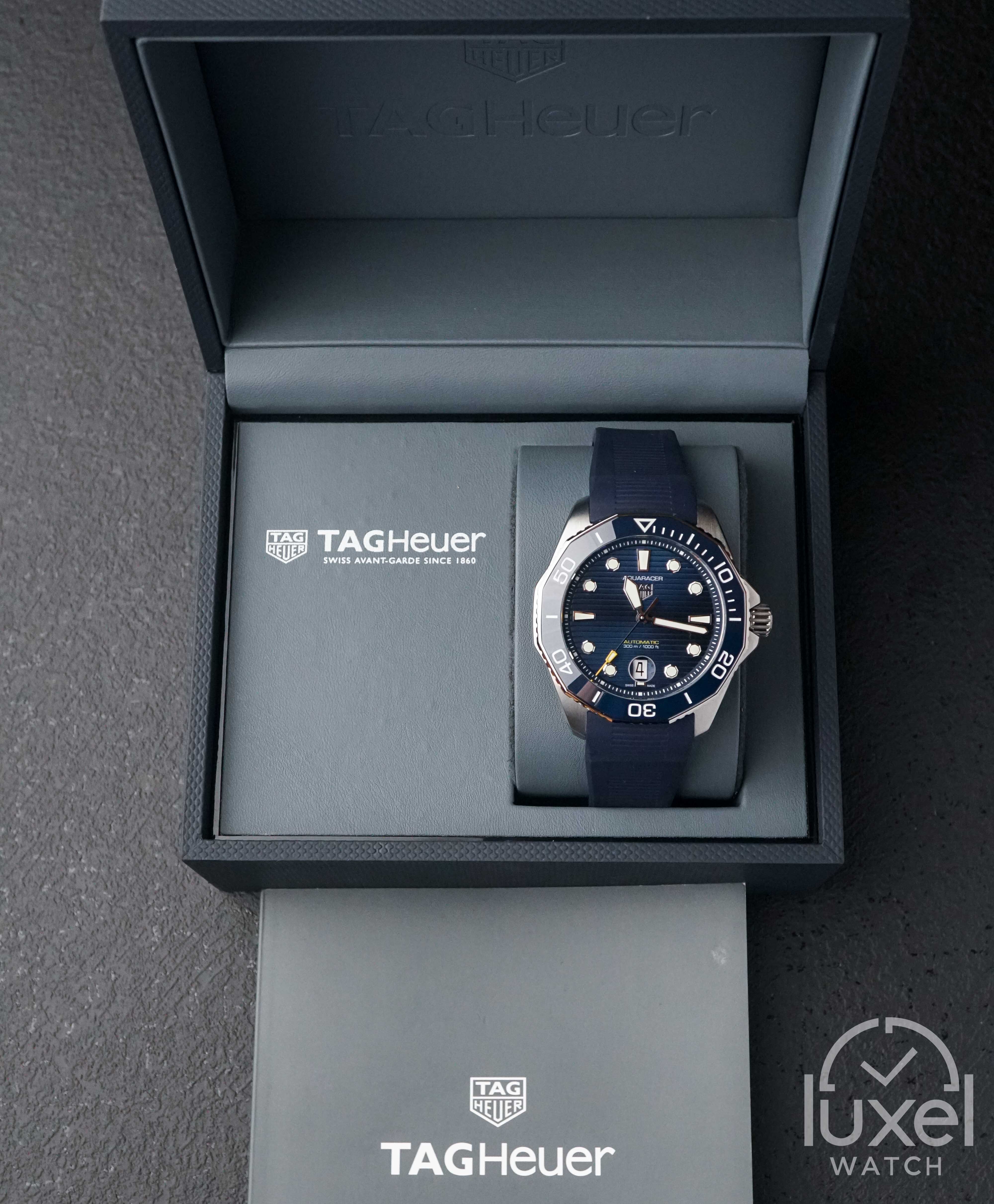 tag heuer Aquaracer Professional 300 With Blue Dial Rubber Strap WBP201B