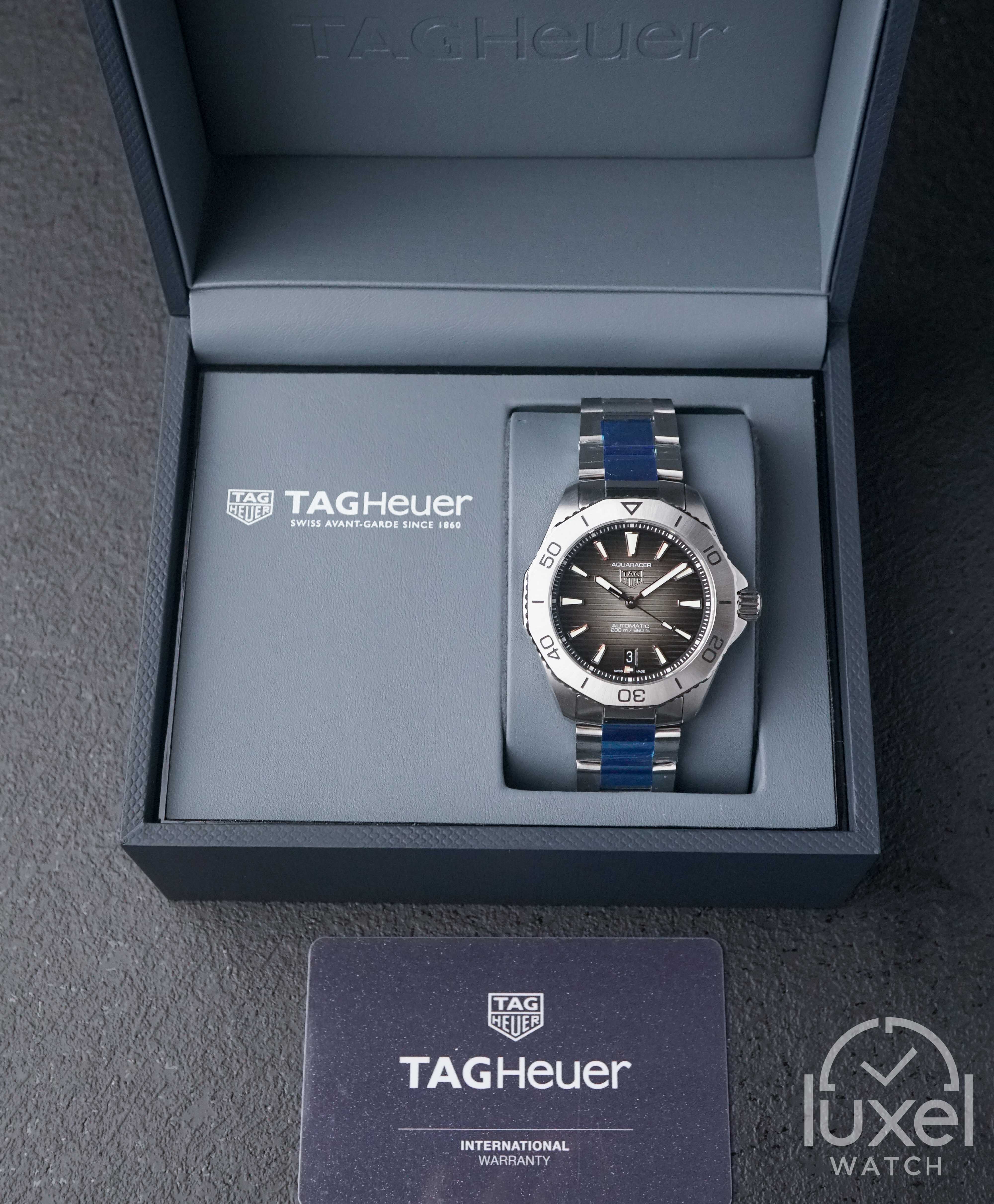 tag heuer Aquaracer Professional 200 With Black Dial Steel Bracelet WBP2110