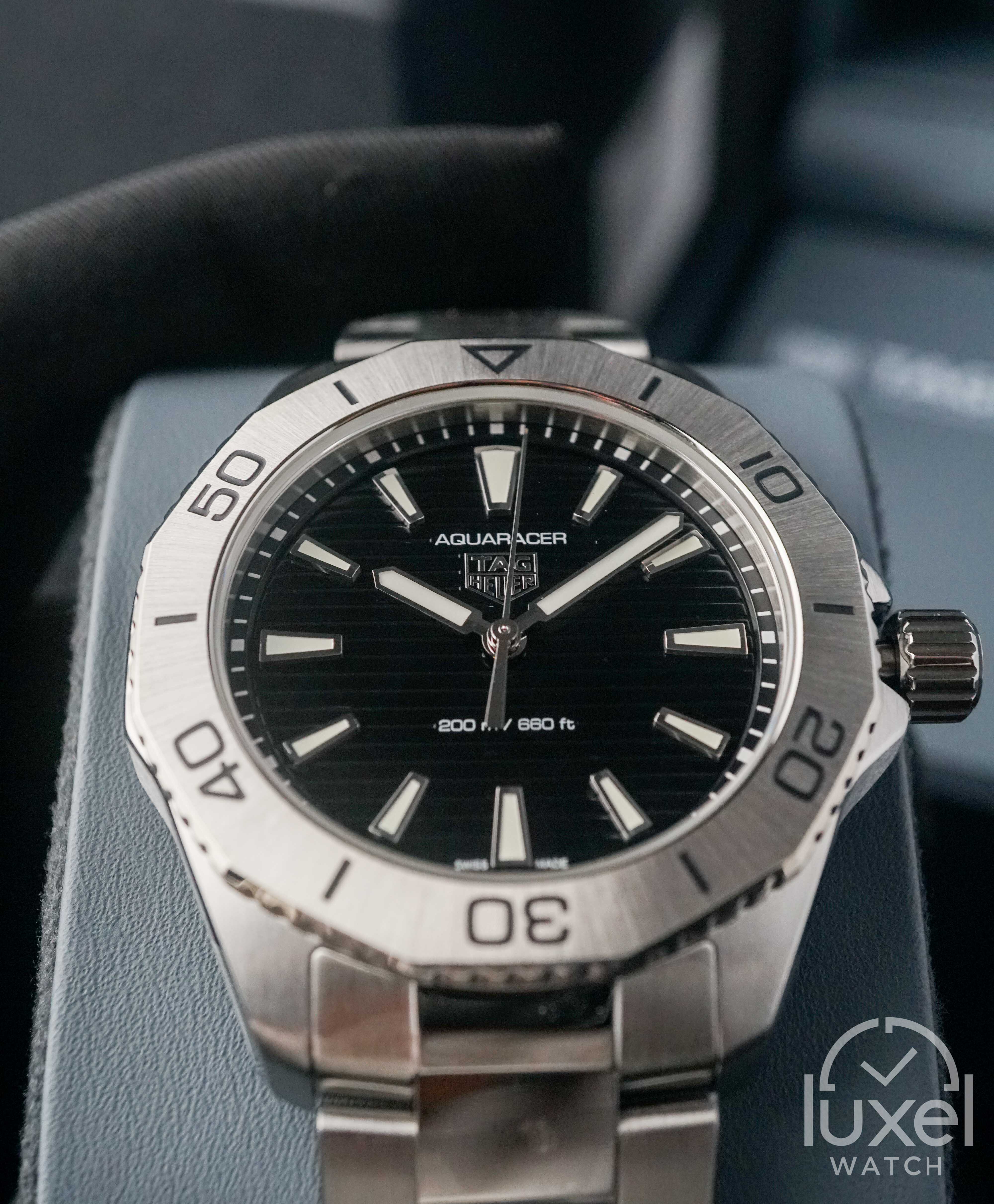 tag heuer Aquaracer Professional 200 Quartz With Black Dial Steel Bracelet WBP1110