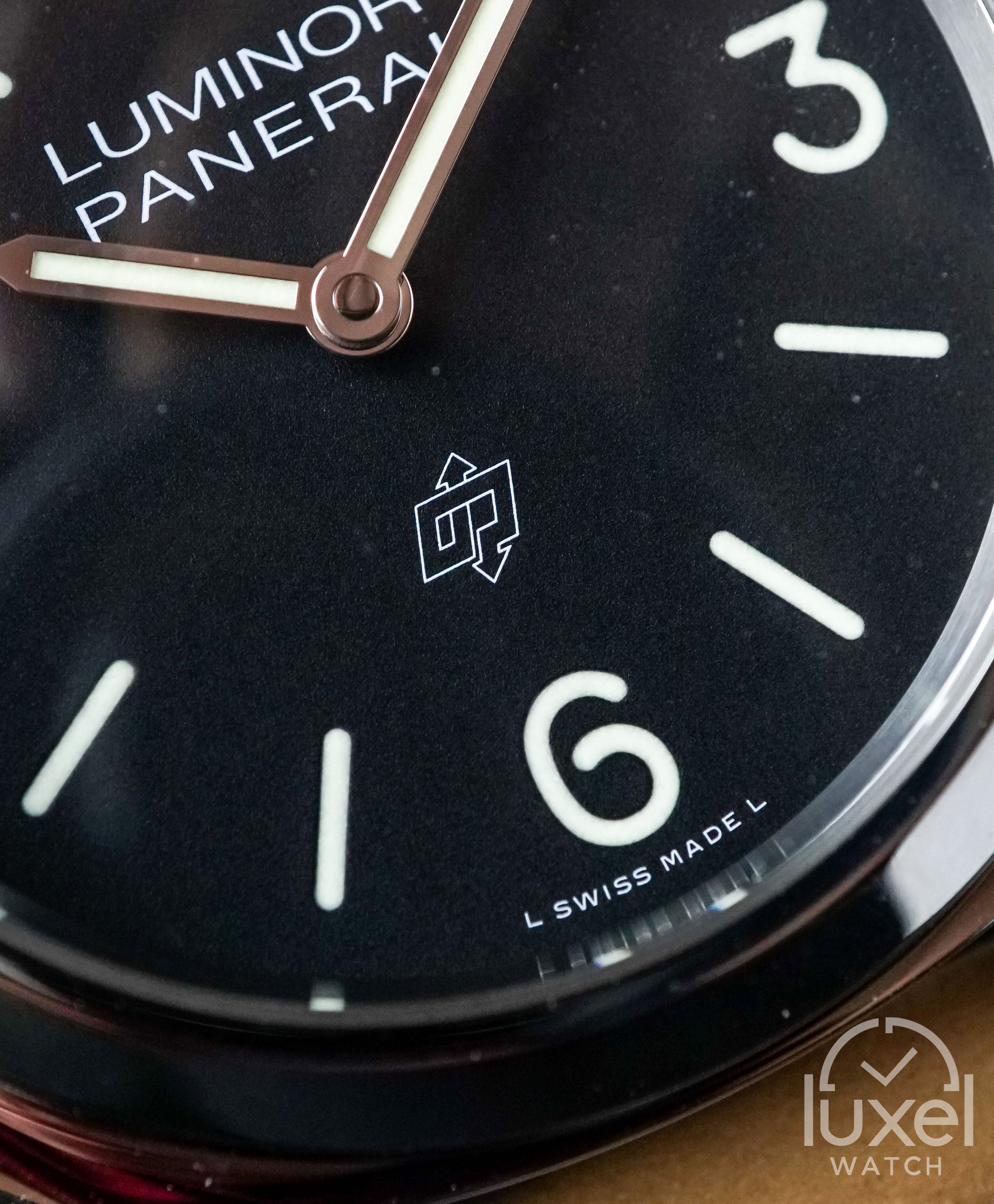 panerai Luminor Base Logo With Black Dial Leather Strap PAM1086