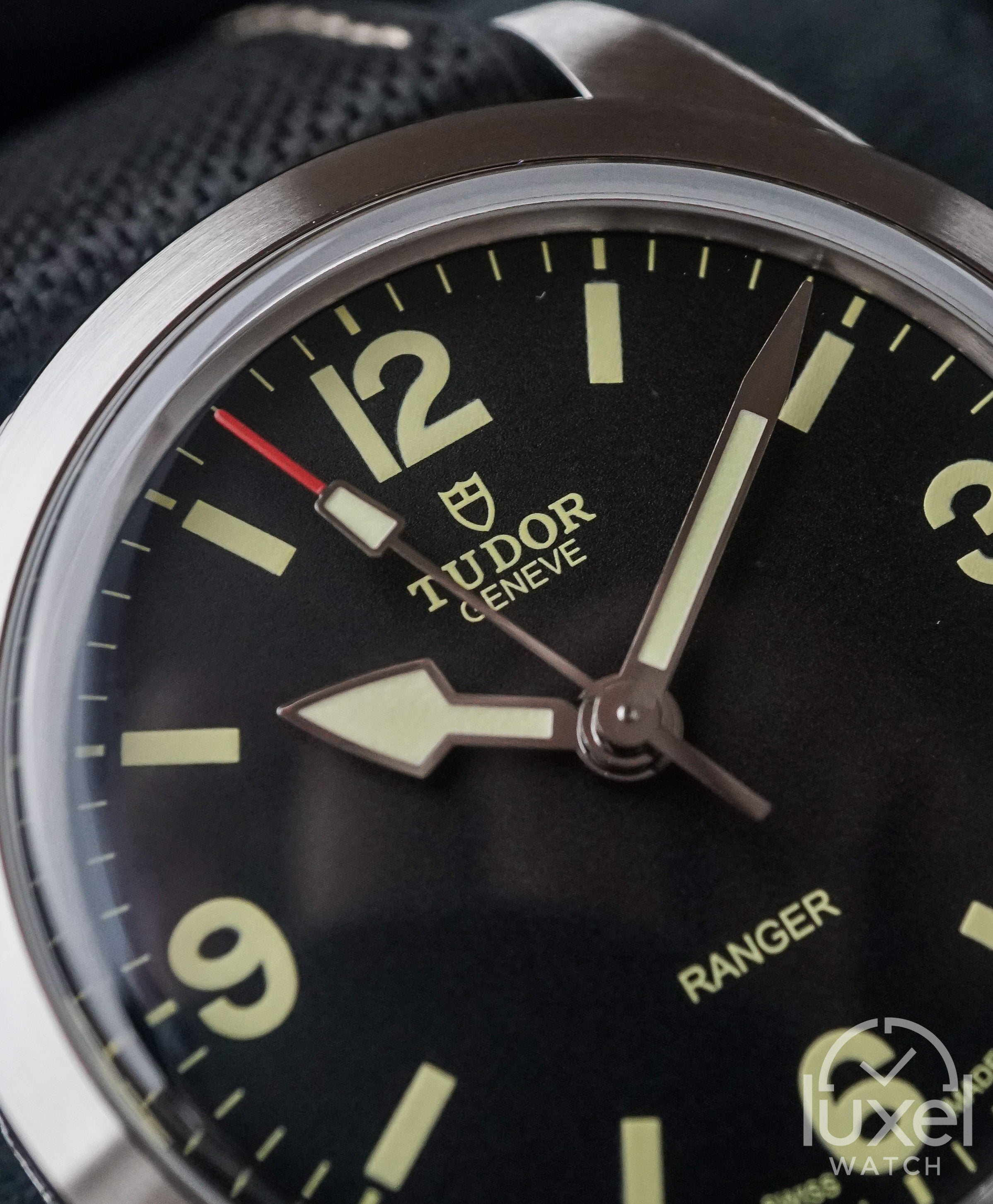 tudor Ranger With Black Dial Rubber-Leather Strap M79950-0002