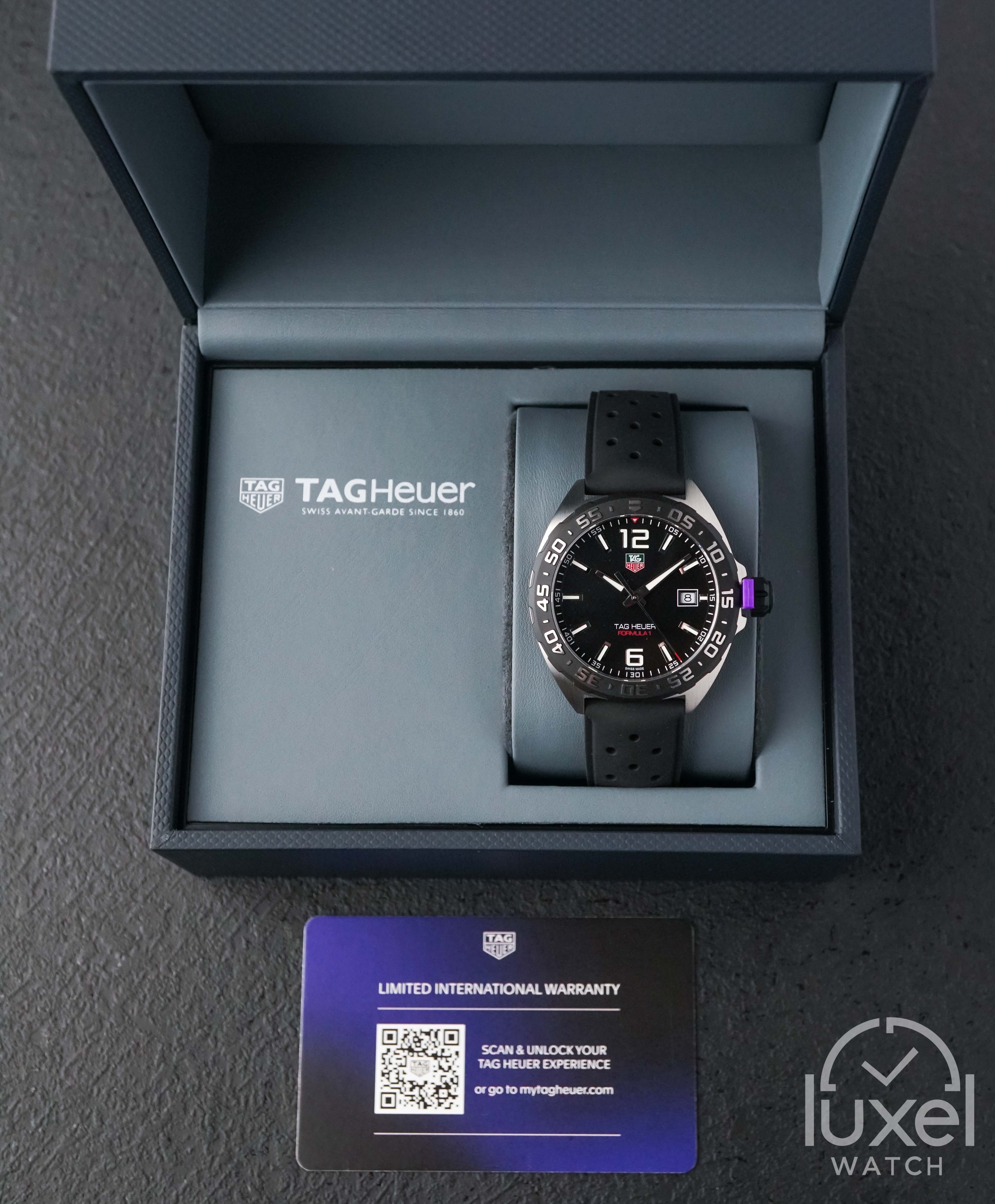 tag heuer Formula 1 Quartz With Black Dial Rubber Strap WAZ1110.FT8023