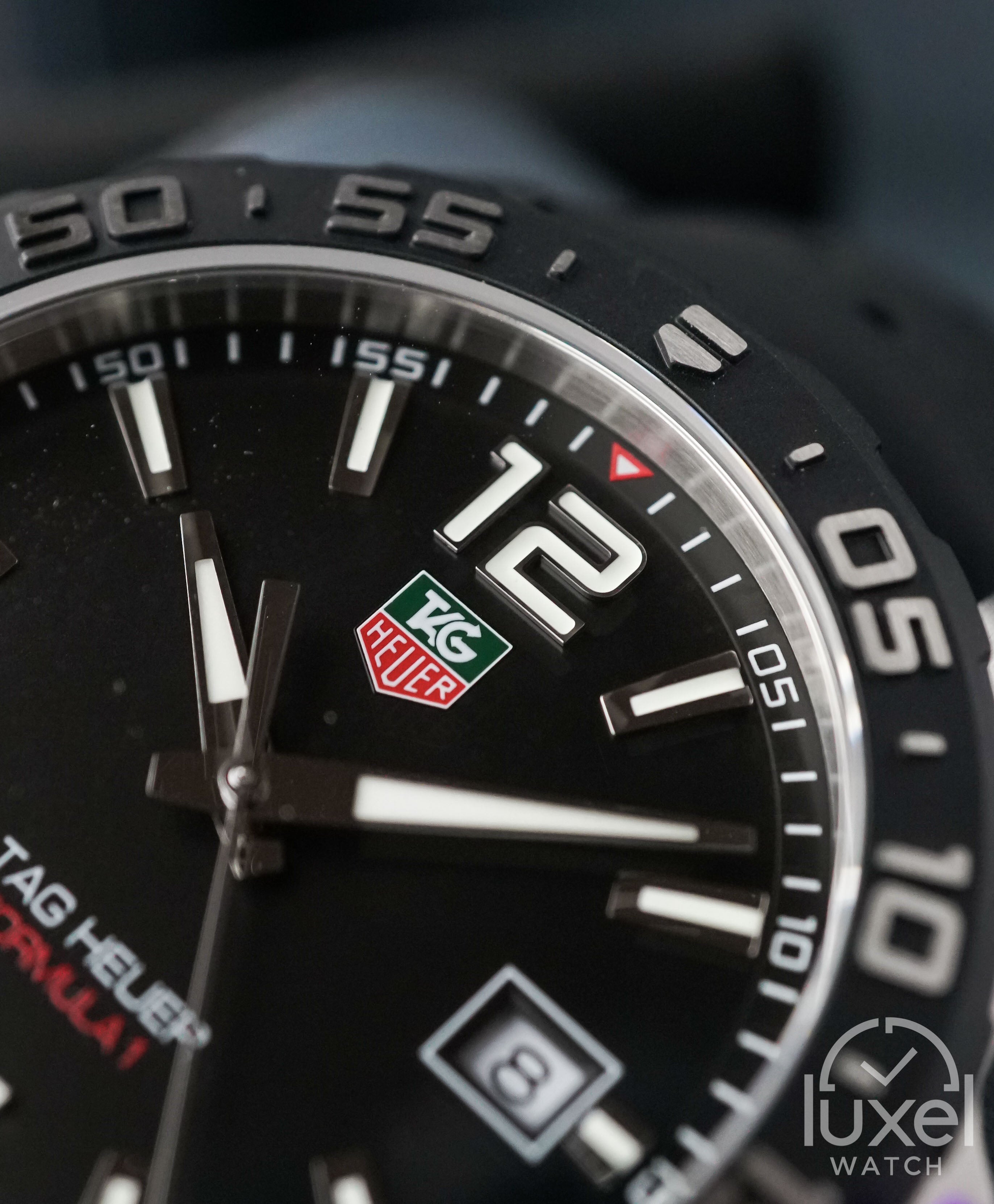 tag heuer Formula 1 Quartz With Black Dial Rubber Strap WAZ1110.FT8023