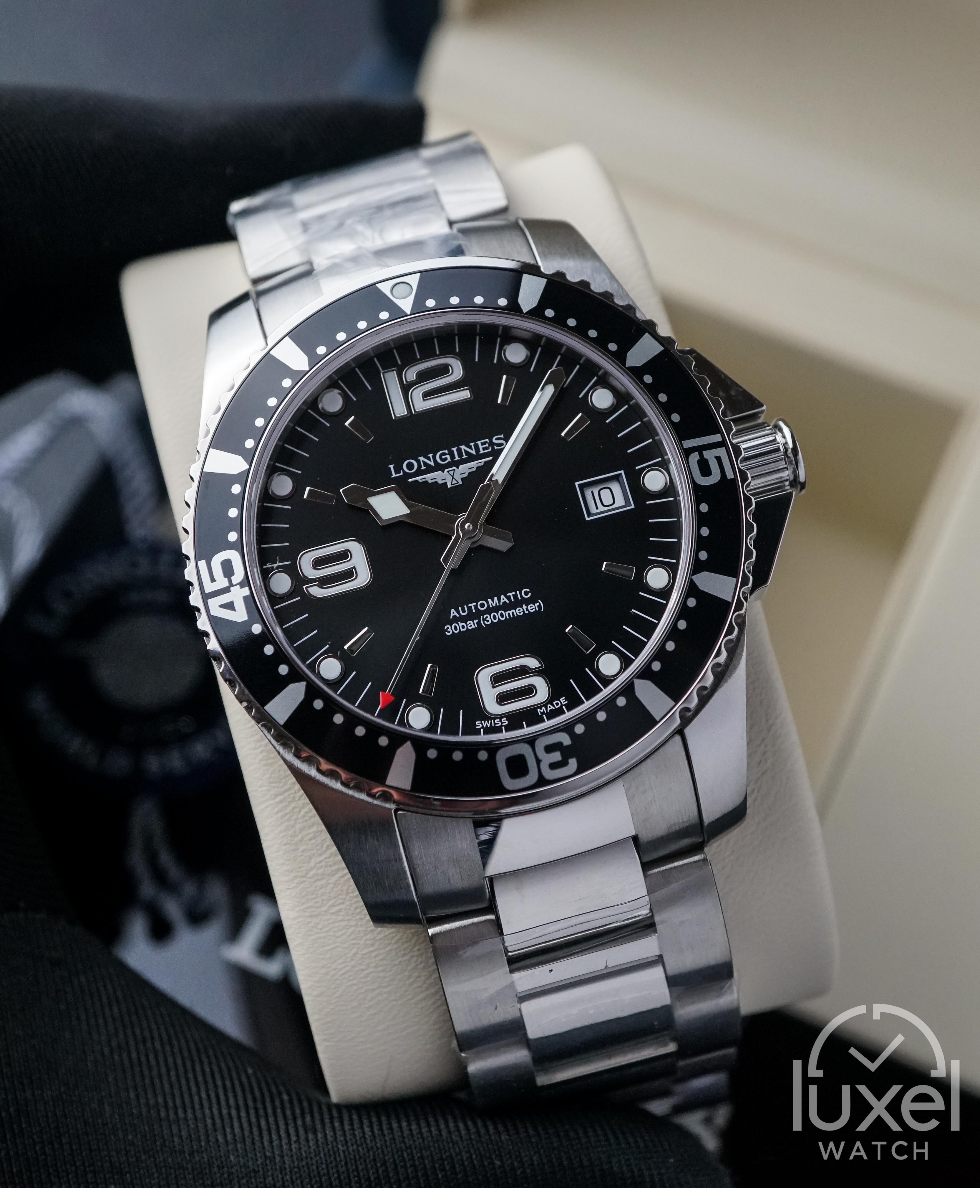 longinsa Hydroconquest With Black Dial Steel Bracelet L3.742.4.56.6