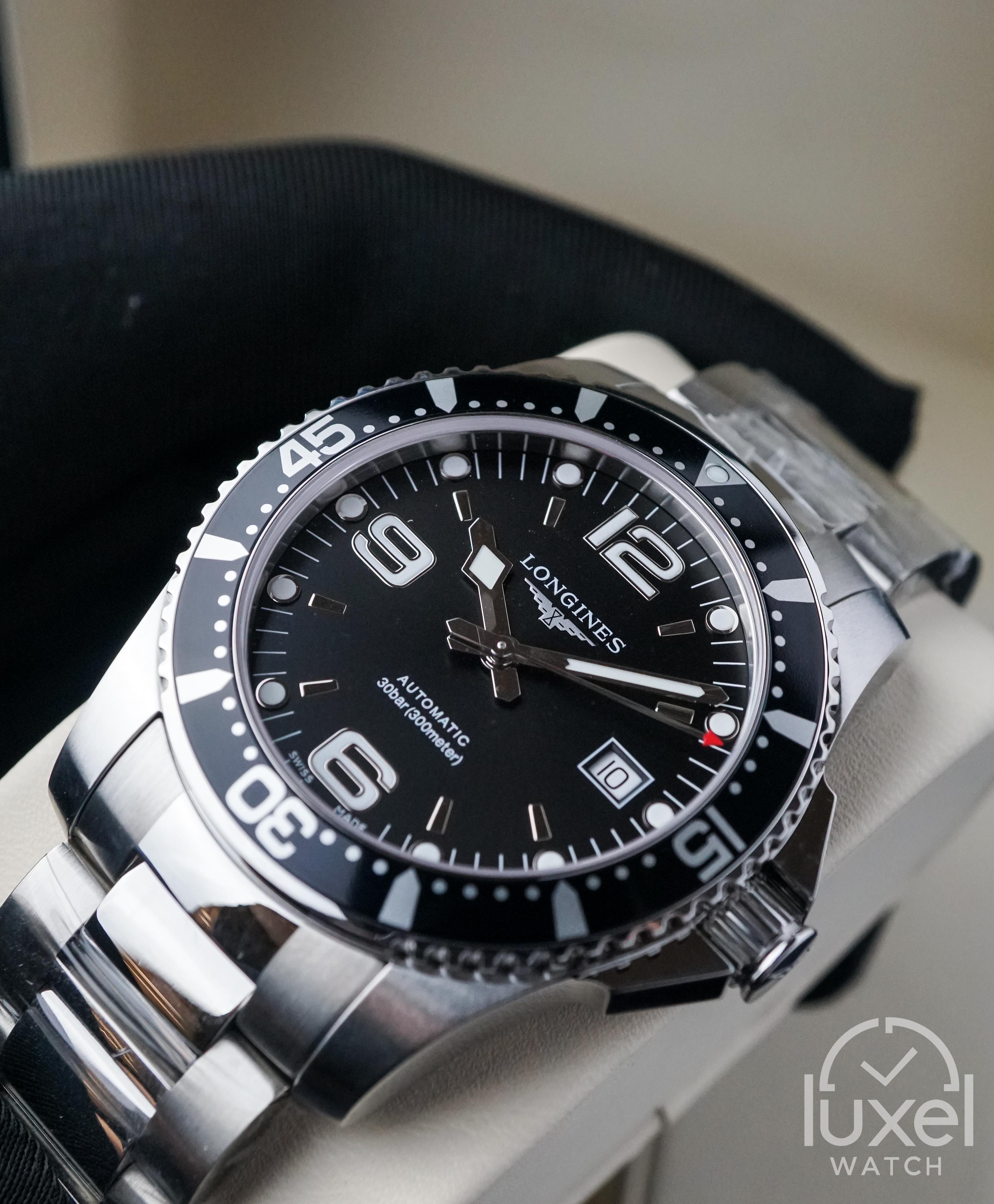 longinsa Hydroconquest With Black Dial Steel Bracelet L3.742.4.56.6