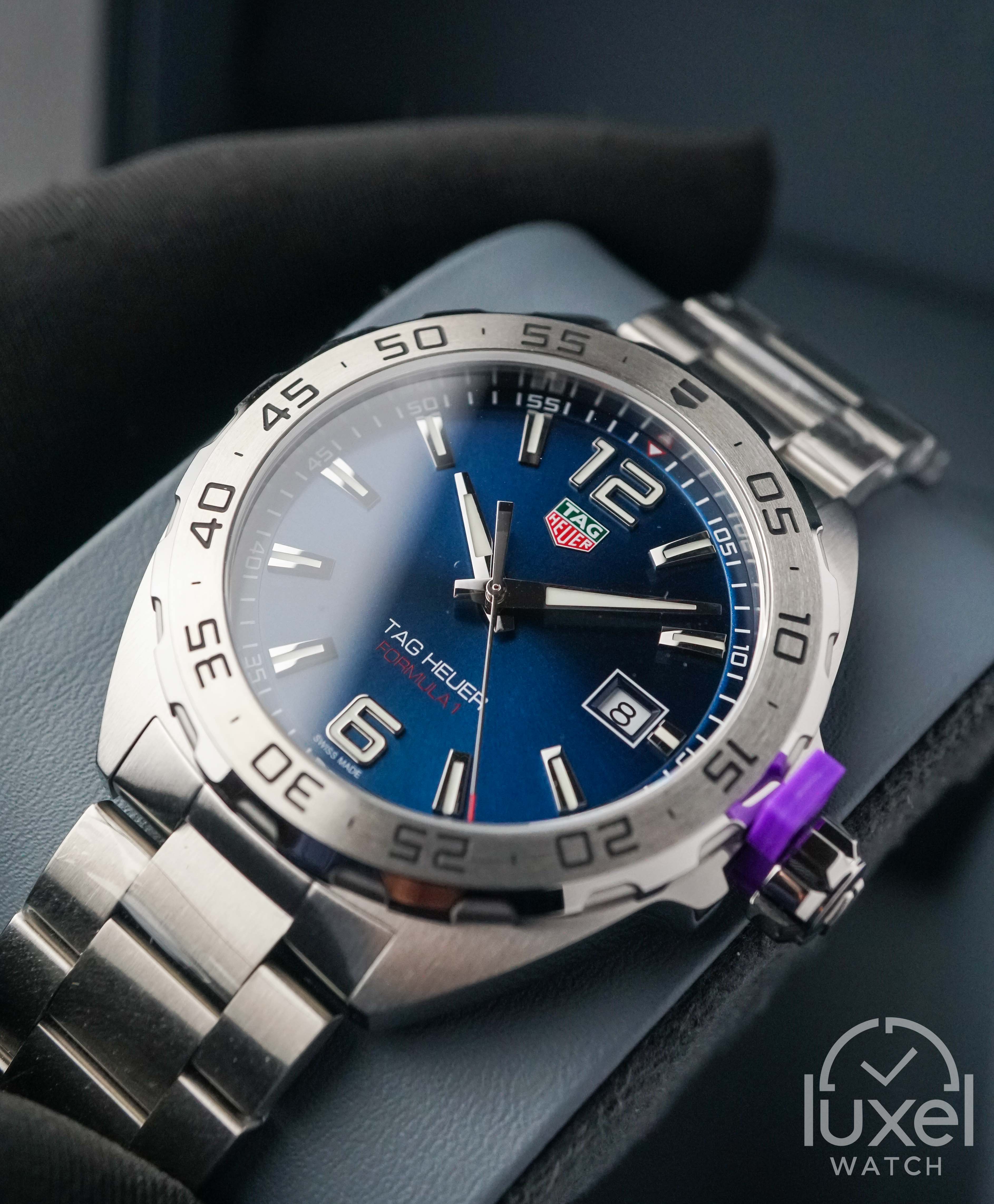 Tag Heuer Formula 1 With Sunray Blue Dial Steel Bracelet WAZ1118.BA0875